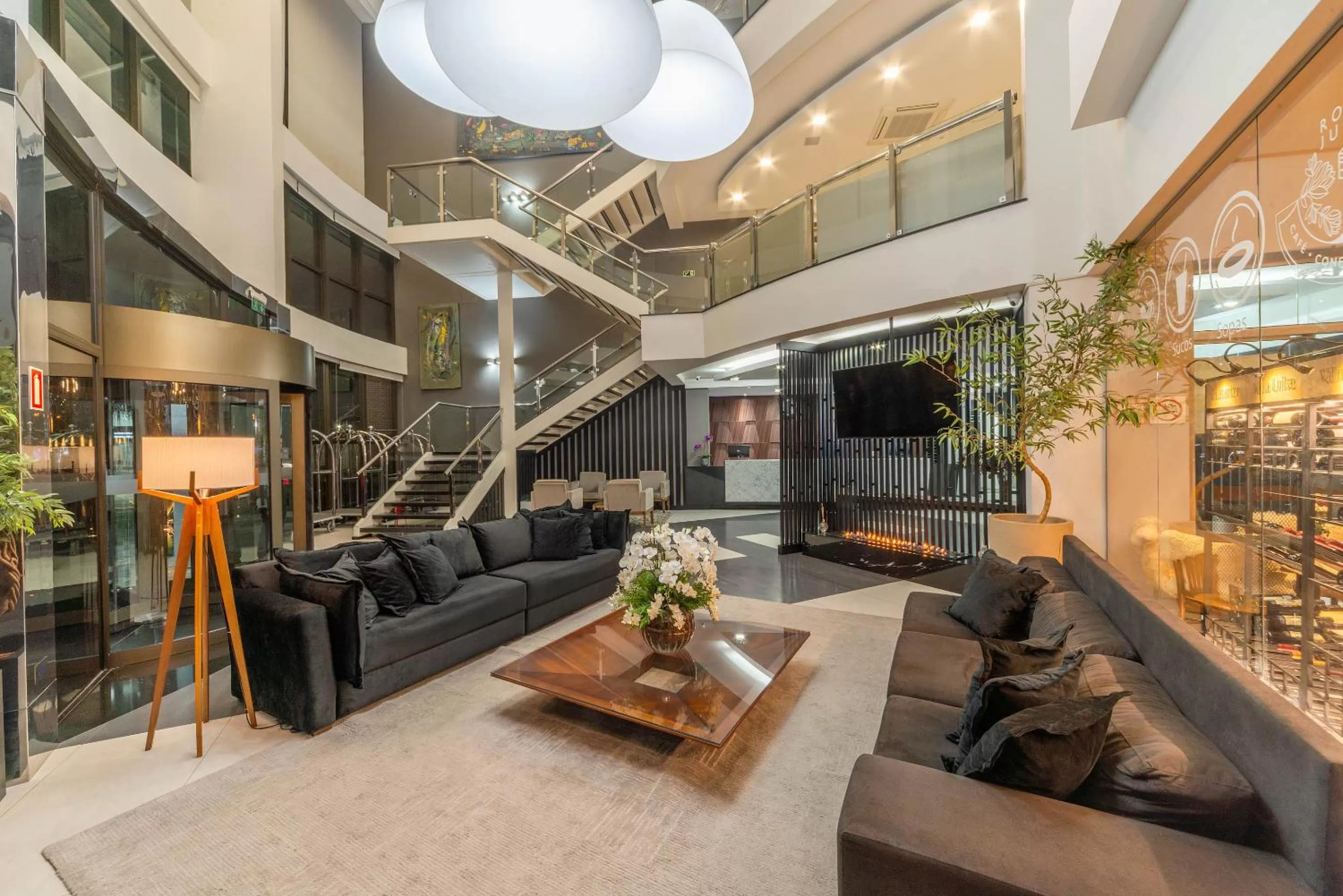 Lobby or reception in Hotel Laghetto Bento