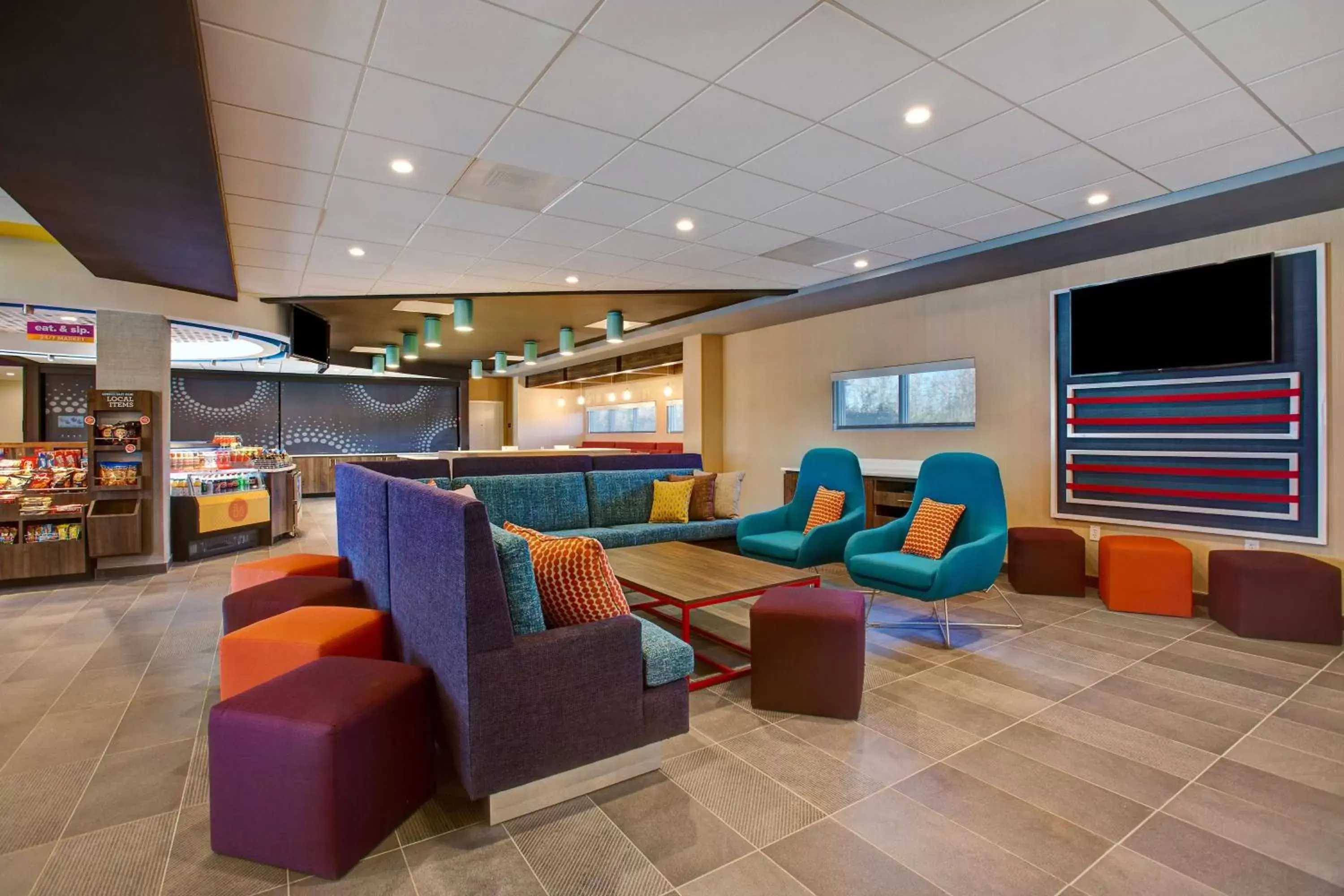 Lobby or reception, Lobby/Reception in Tru By Hilton Alcoa Knoxville Airport, Tn