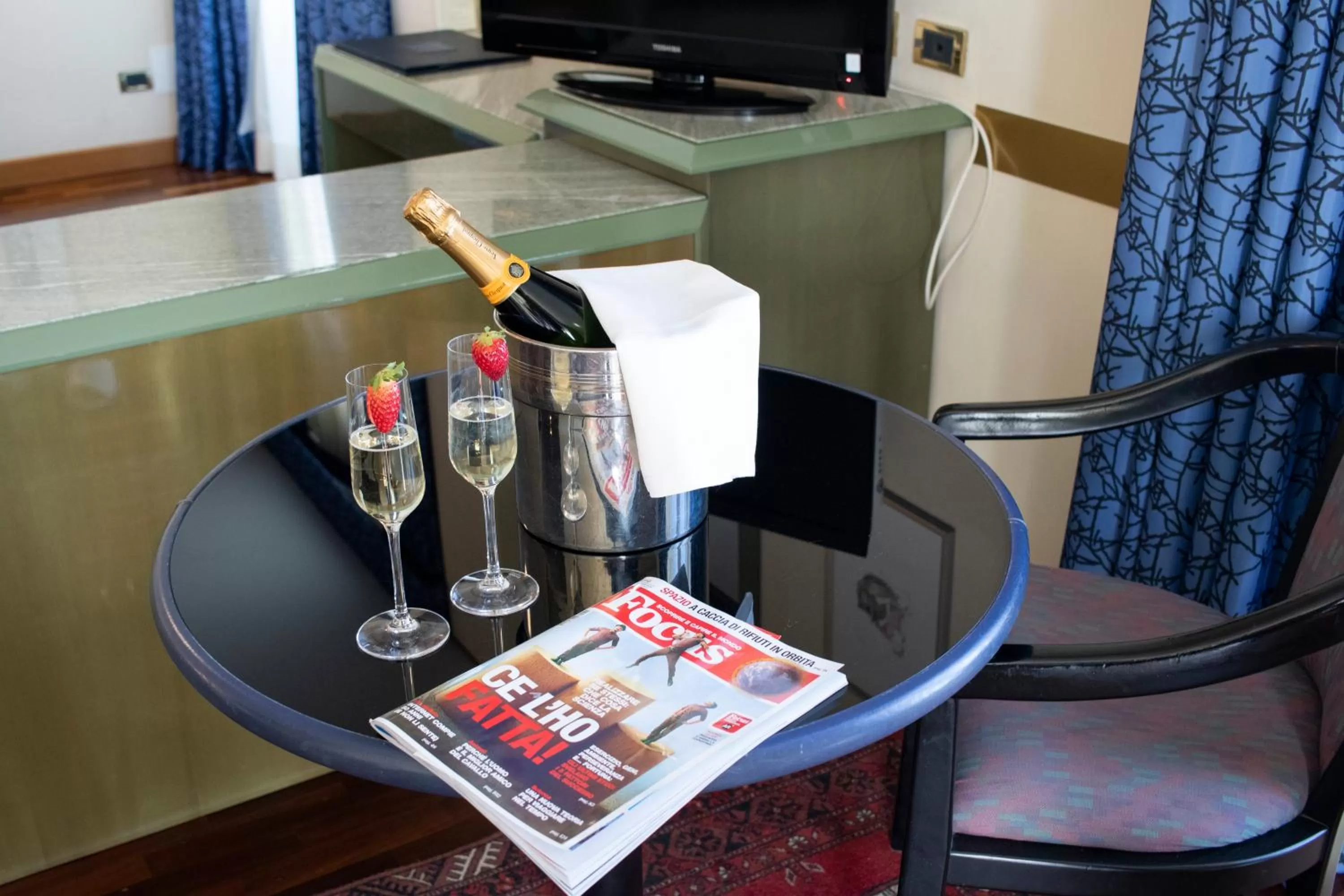 Drinks in Hotel Royal