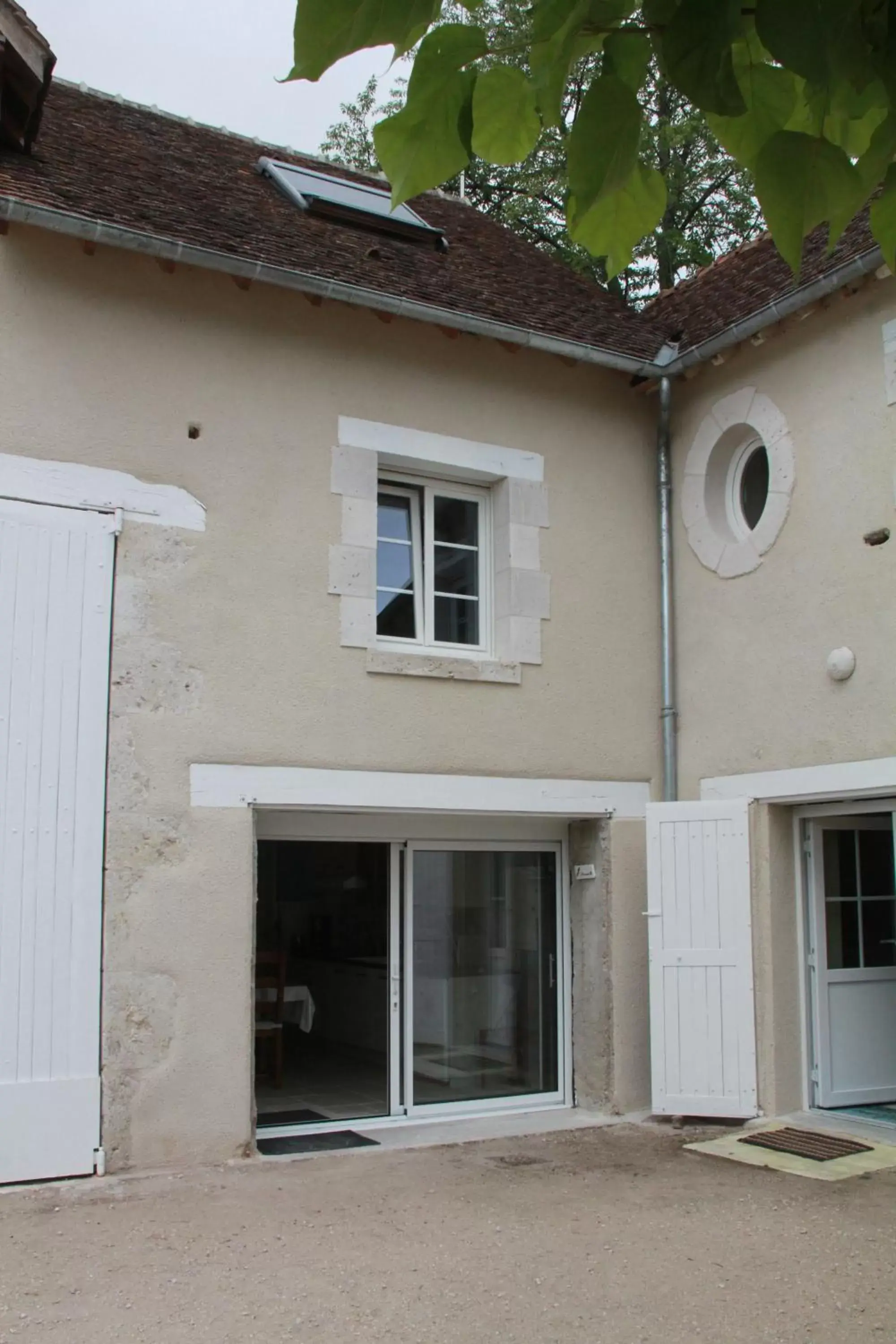 Facade/entrance, Property Building in Manoir le Bout du Pont