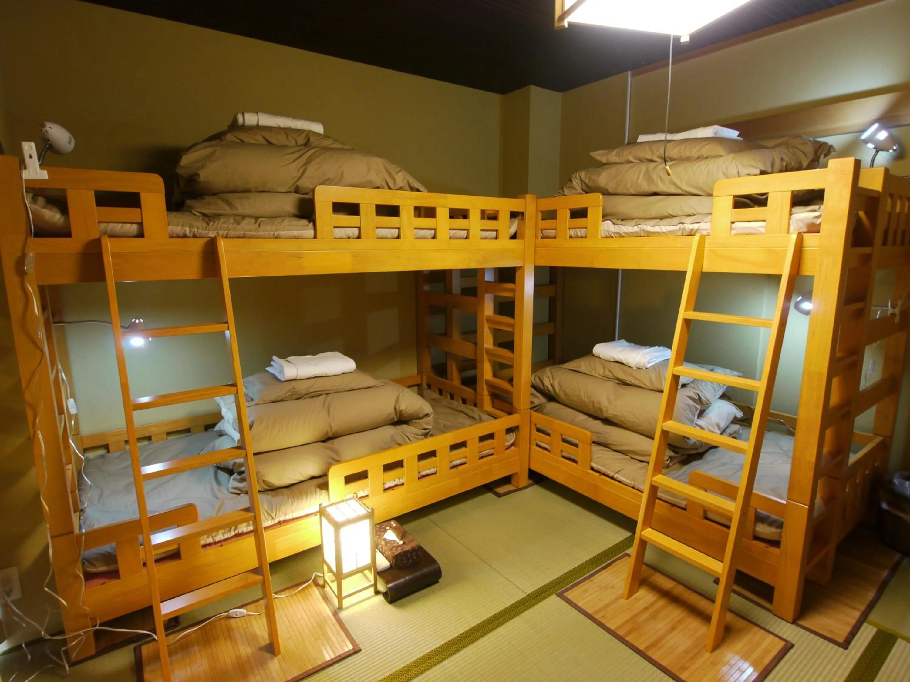 Photo of the whole room, Bed in Kyoto Hana Hostel