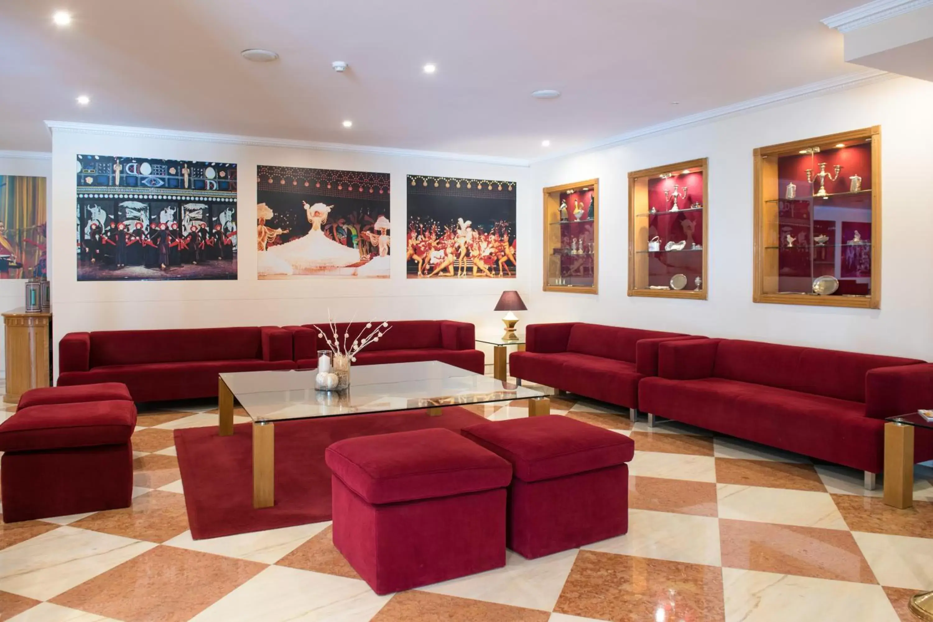 Lobby or reception, Lounge/Bar in Vila Gale Estoril - Adults Friendly