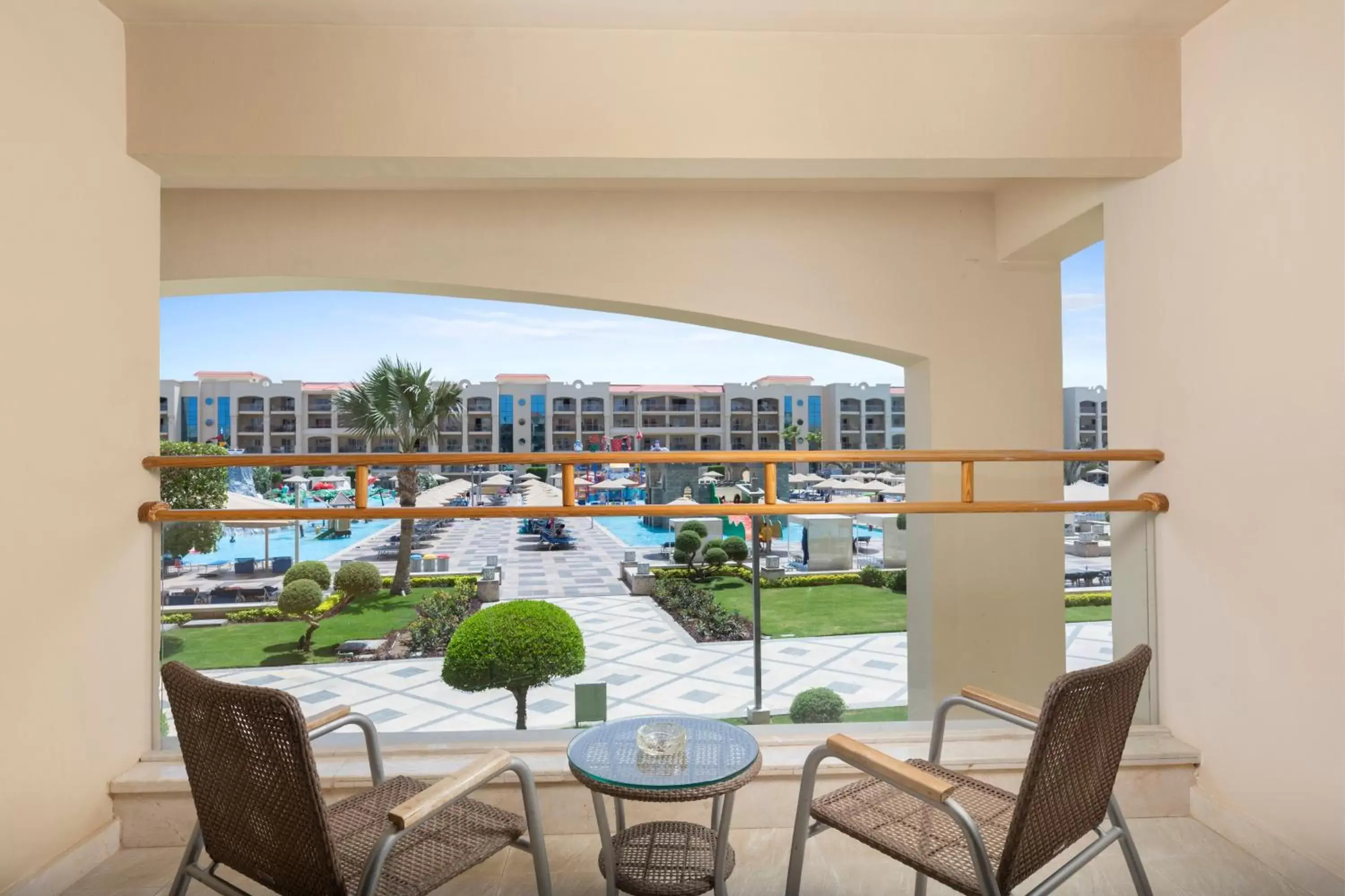 View (from property/room), Balcony/Terrace in Pickalbatros White Beach Resort - Hurghada