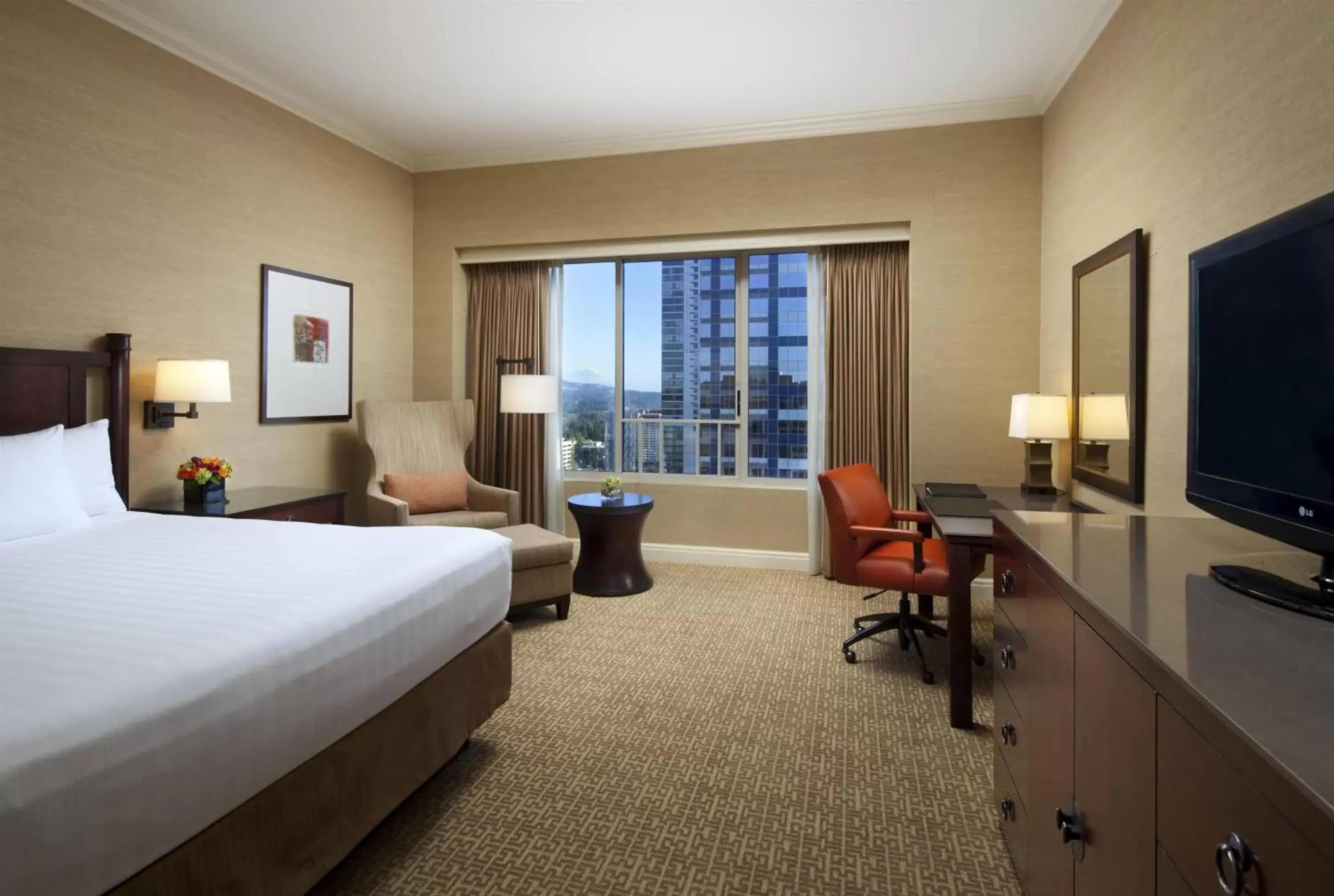 Deluxe King Room - Club Access in Hyatt Regency Bellevue