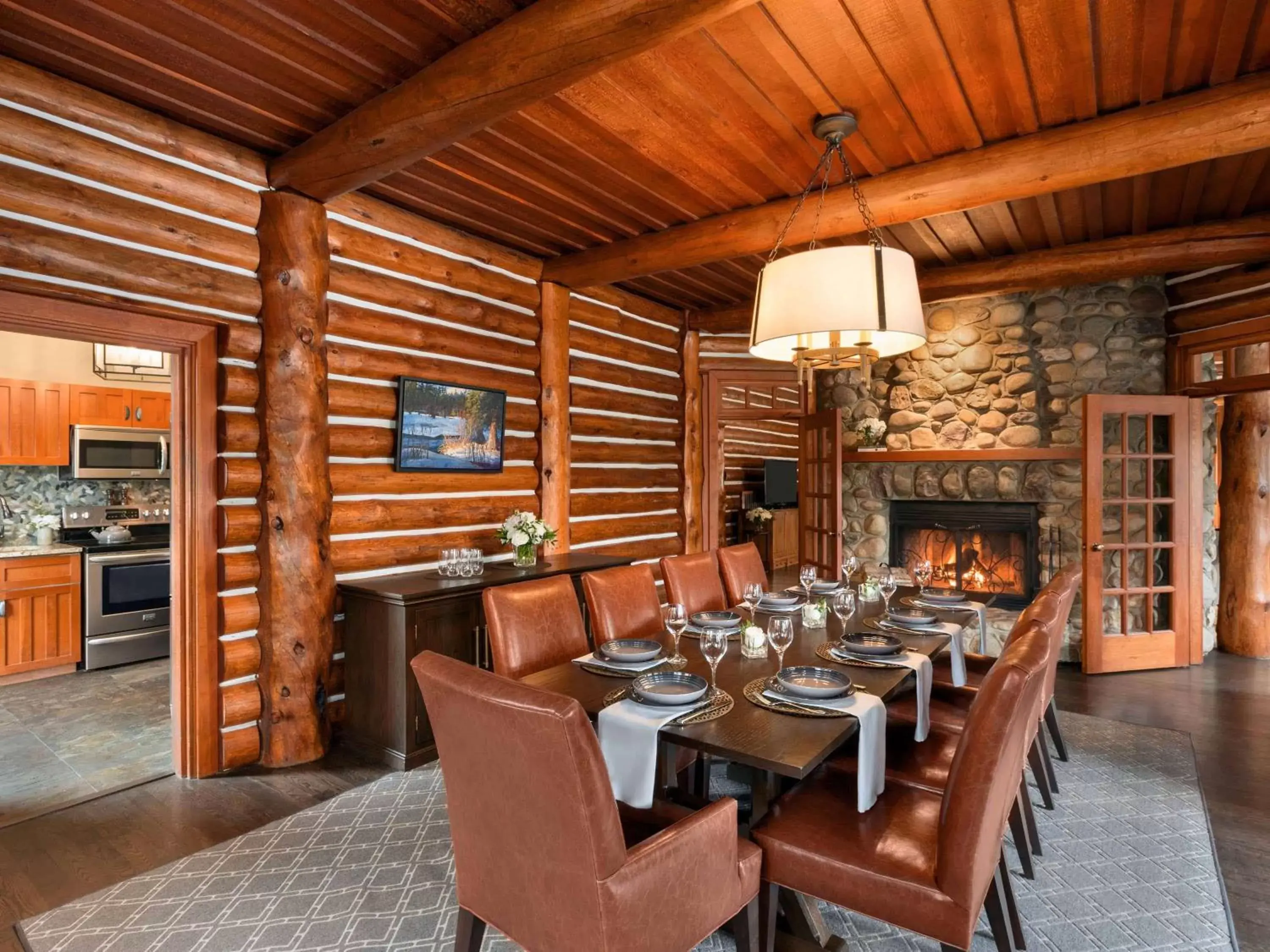 TV and multimedia, Restaurant/Places to Eat in Fairmont Jasper Park Lodge