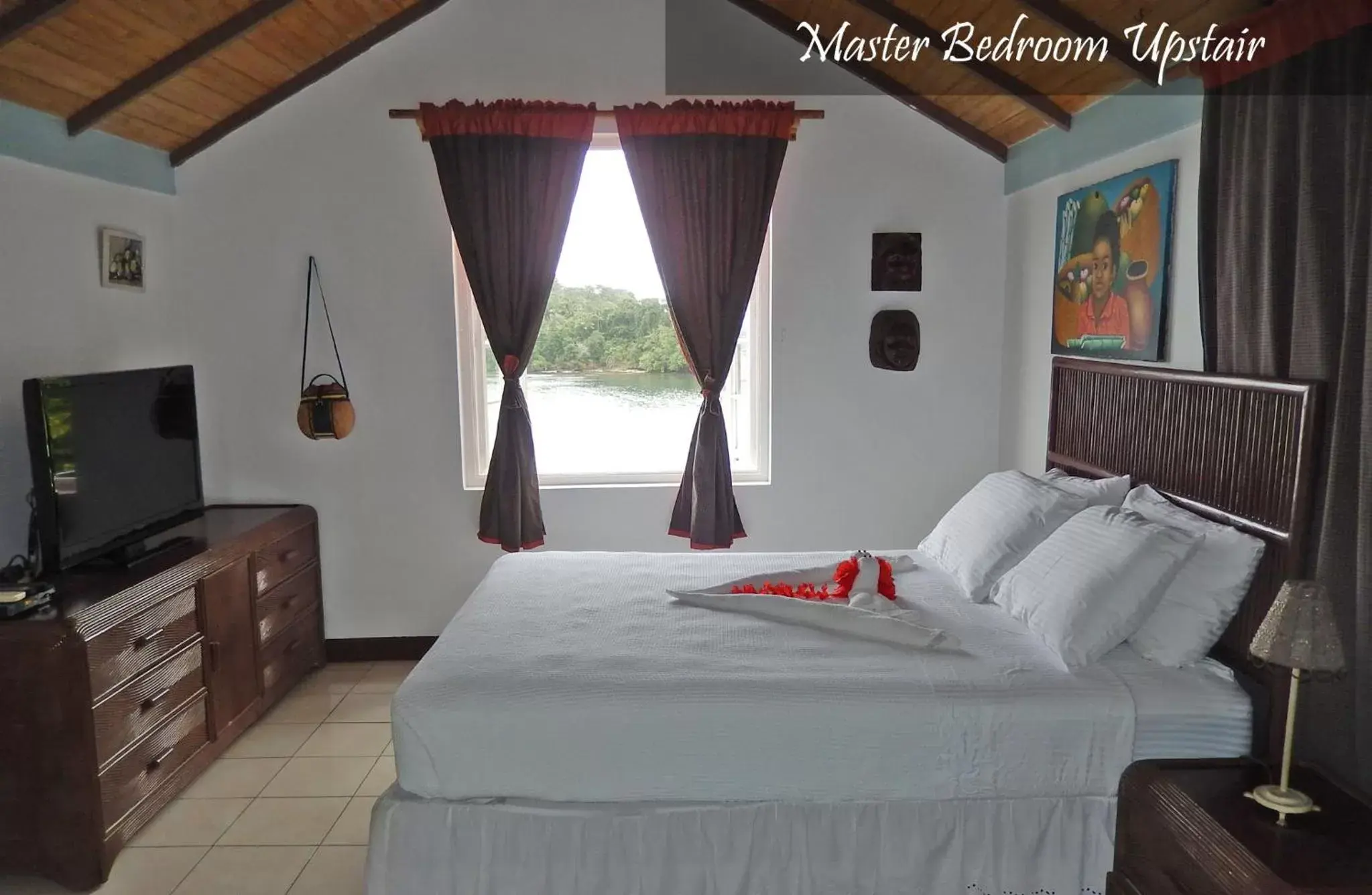 Bedroom, Bed in Moon San Villa at the Blue Lagoon