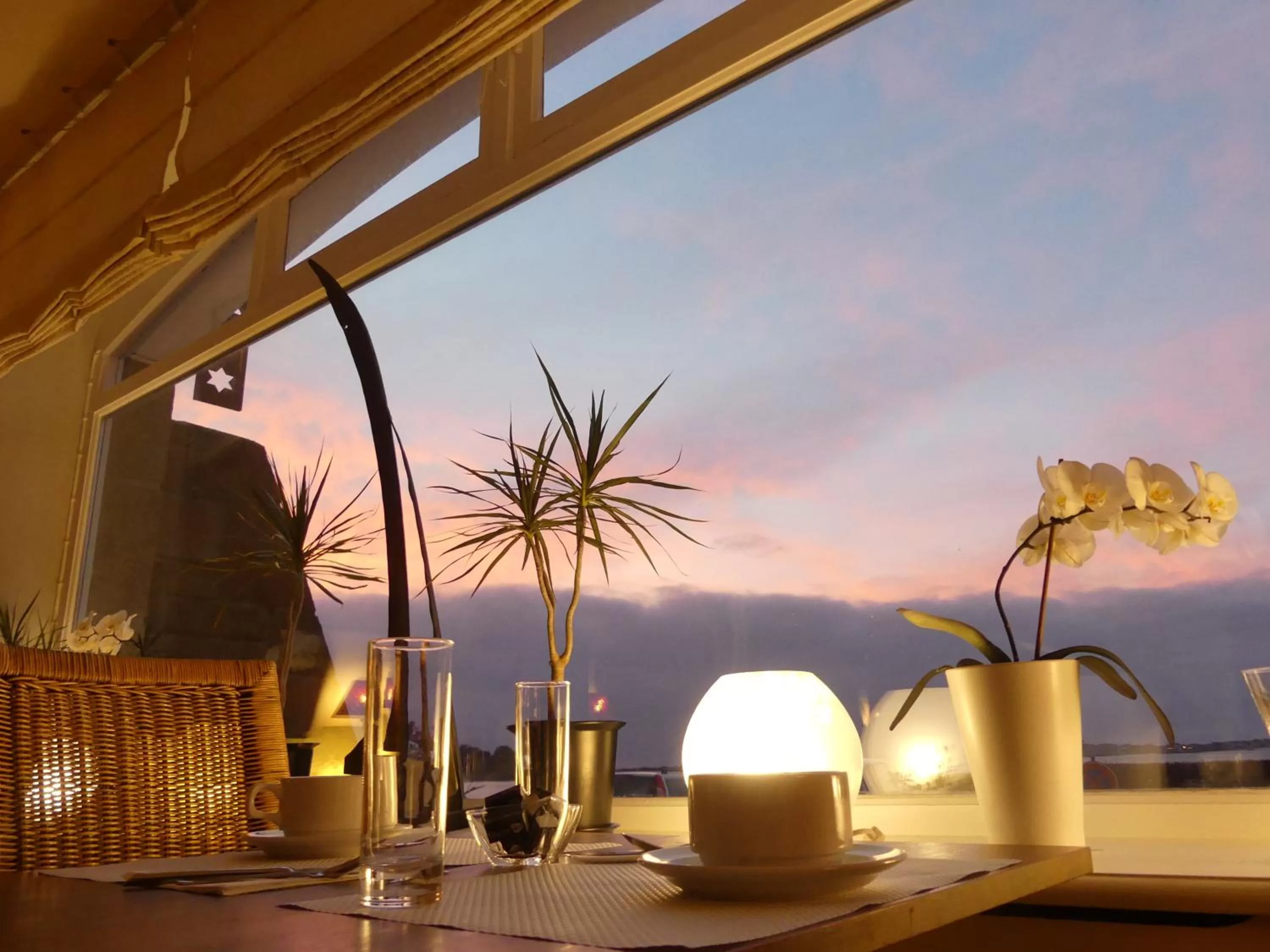 Property building in Hôtel Aux Tamaris - Vue Mer