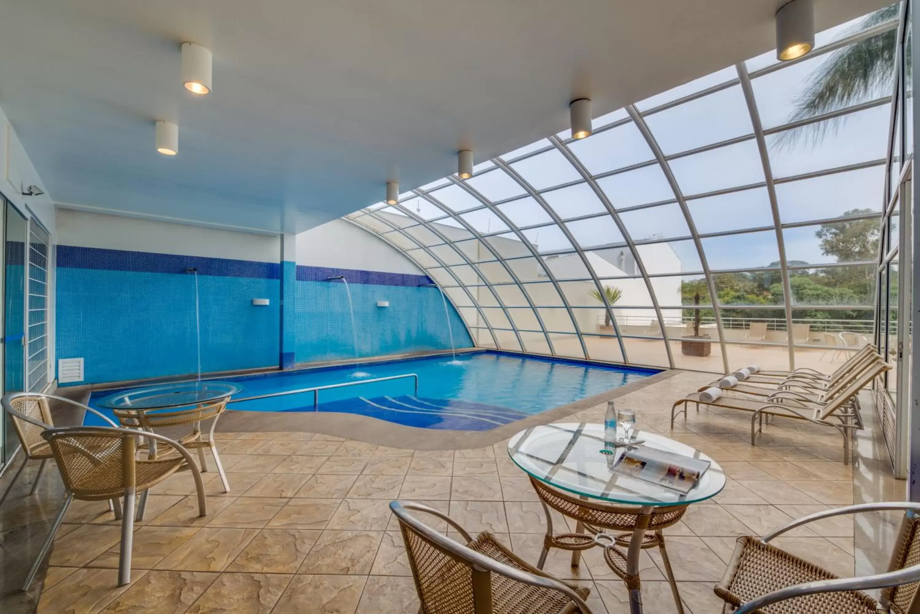 Swimming Pool in Blue Tree Premium Londrina