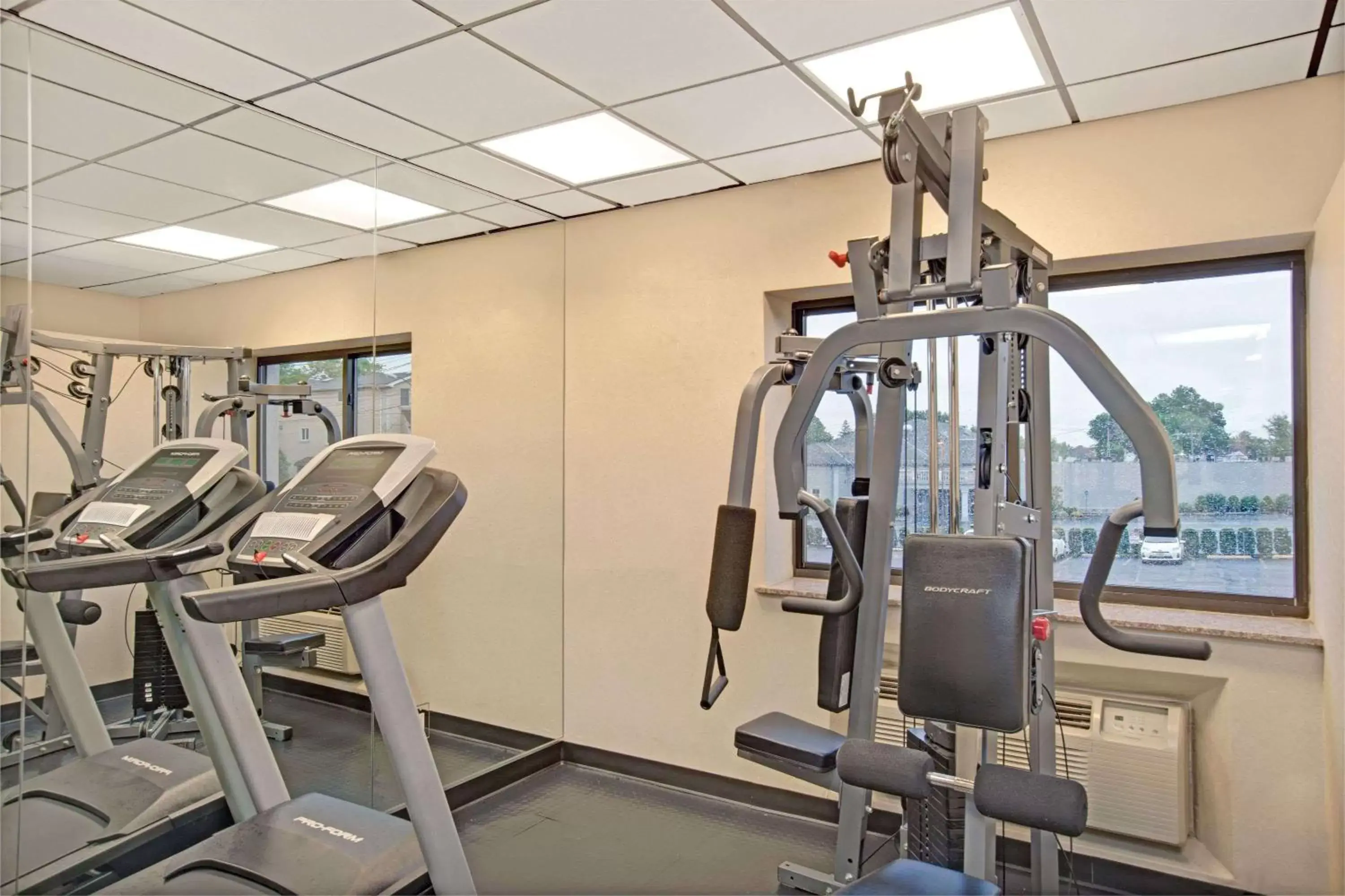 Fitness centre/facilities, Fitness Center/Facilities in Ramada by Wyndham Staten Island