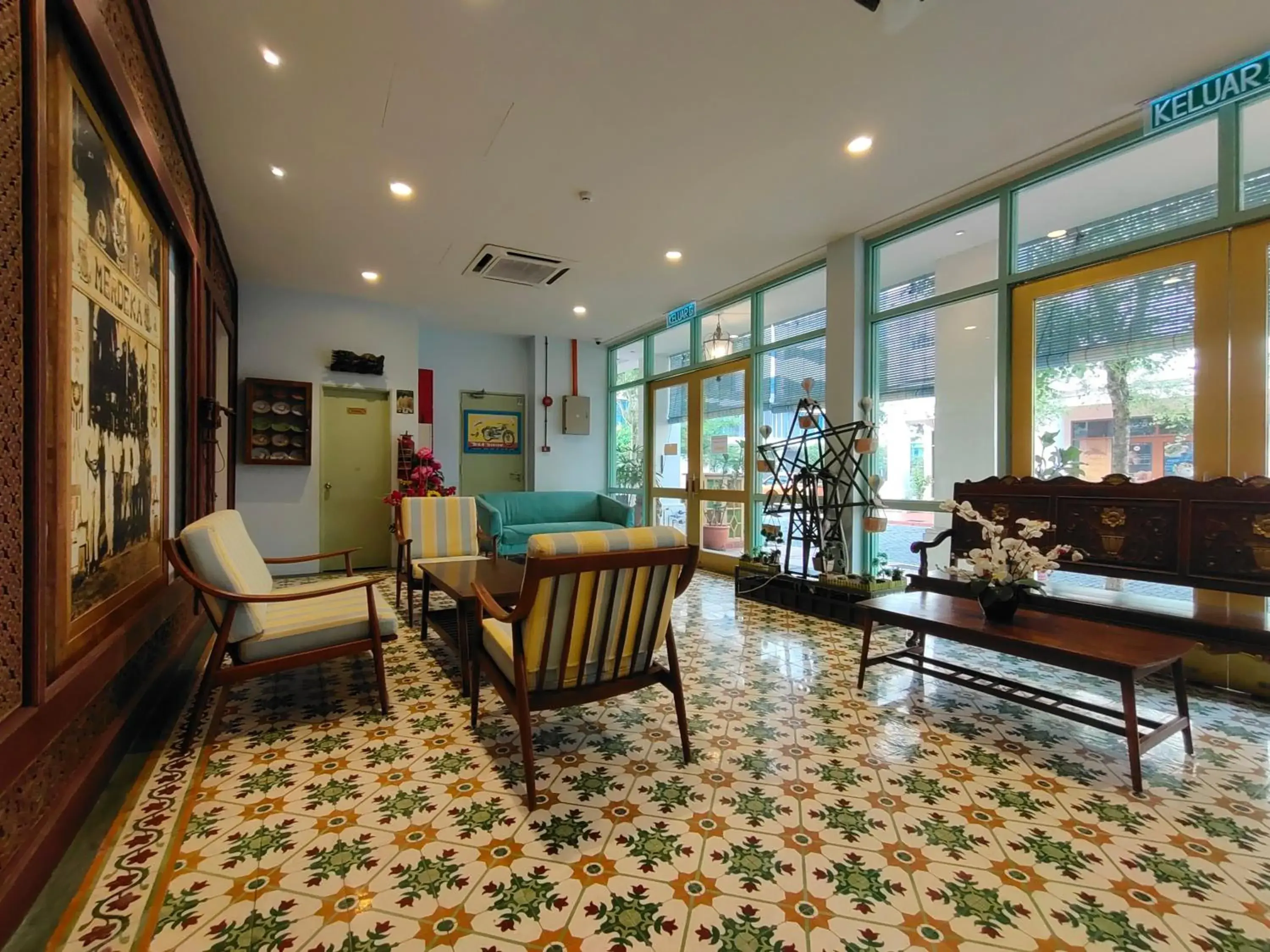 Seating area in Kapitan Kongsi Boutique Hotel