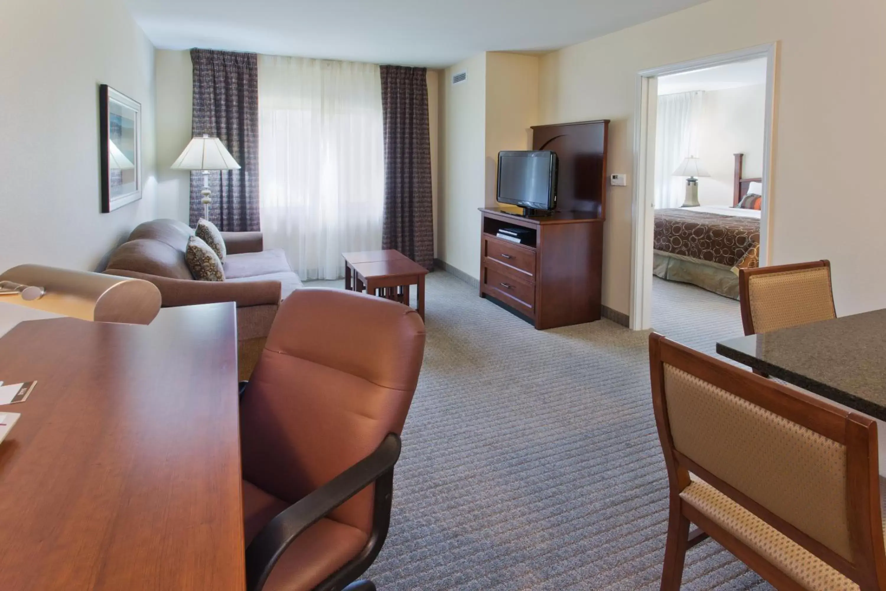 Photo of the whole room, Seating Area in Staybridge Suites Everett - Paine Field, an IHG Hotel