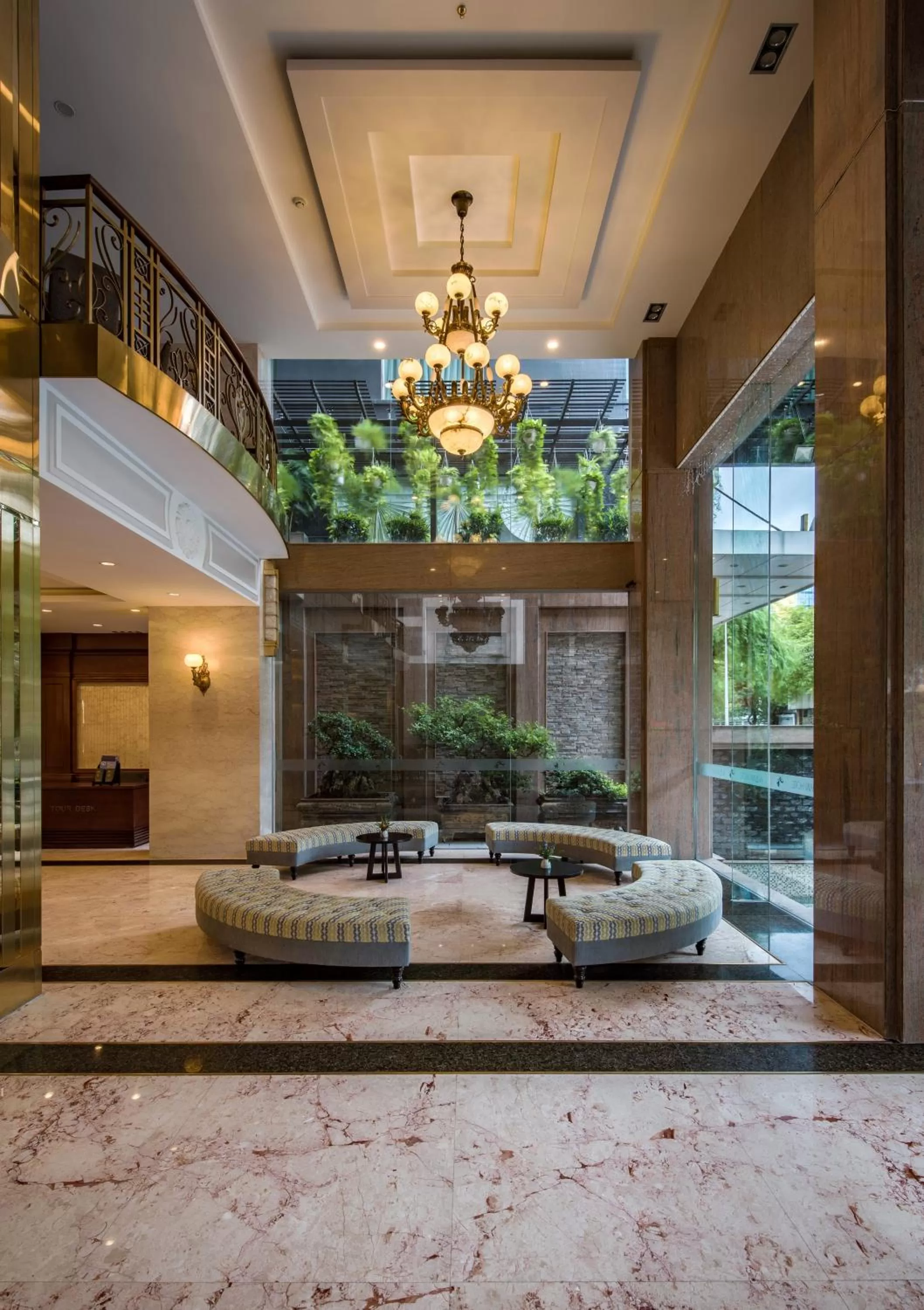 Lobby or reception in Aquari Hotel