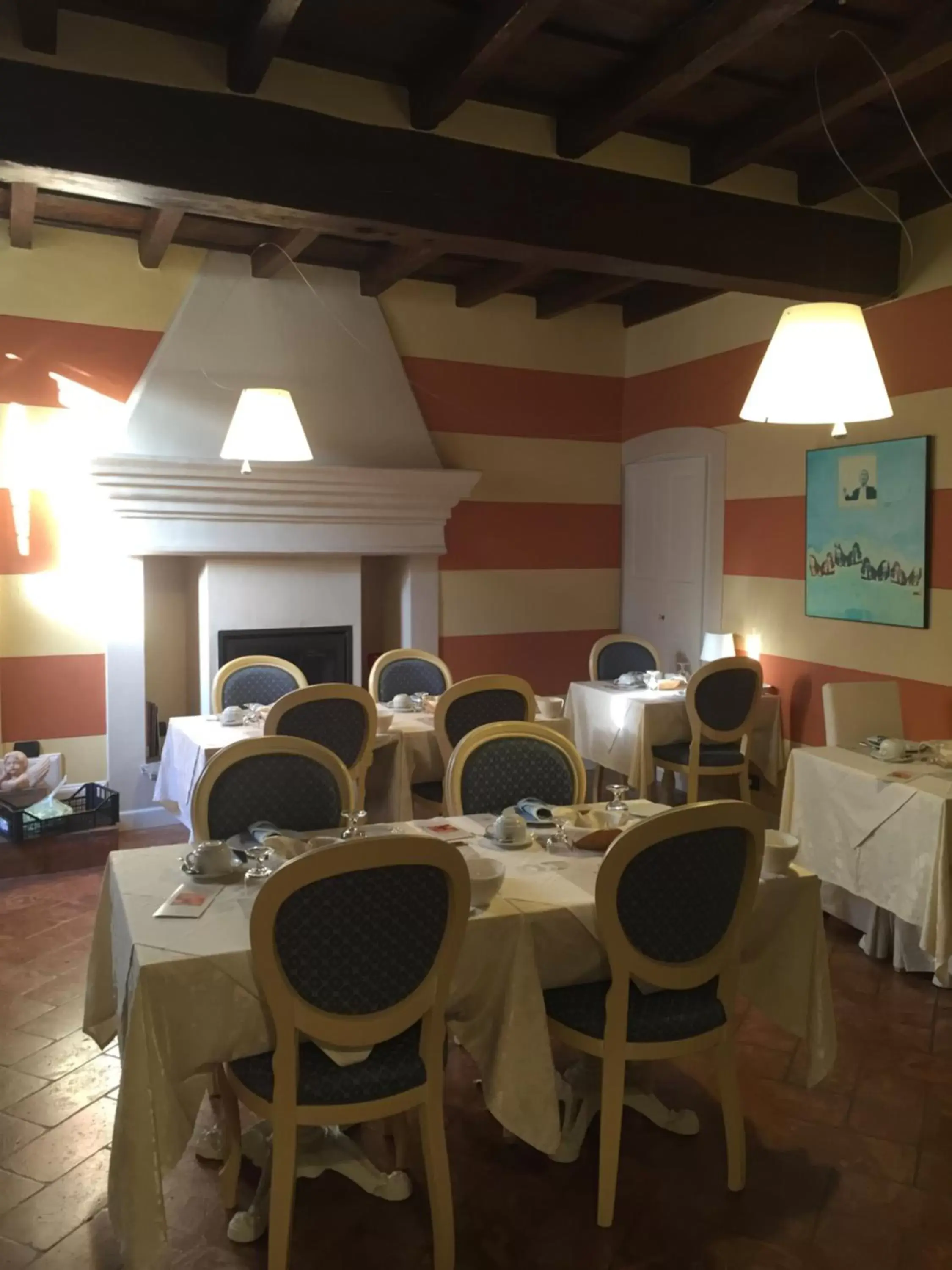 Restaurant/Places to Eat in Hotel Casa Arizzoli