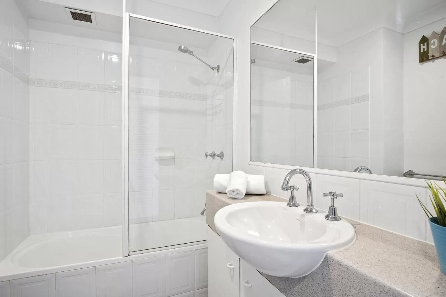 Shower in Kirra Palms Holiday Apartments