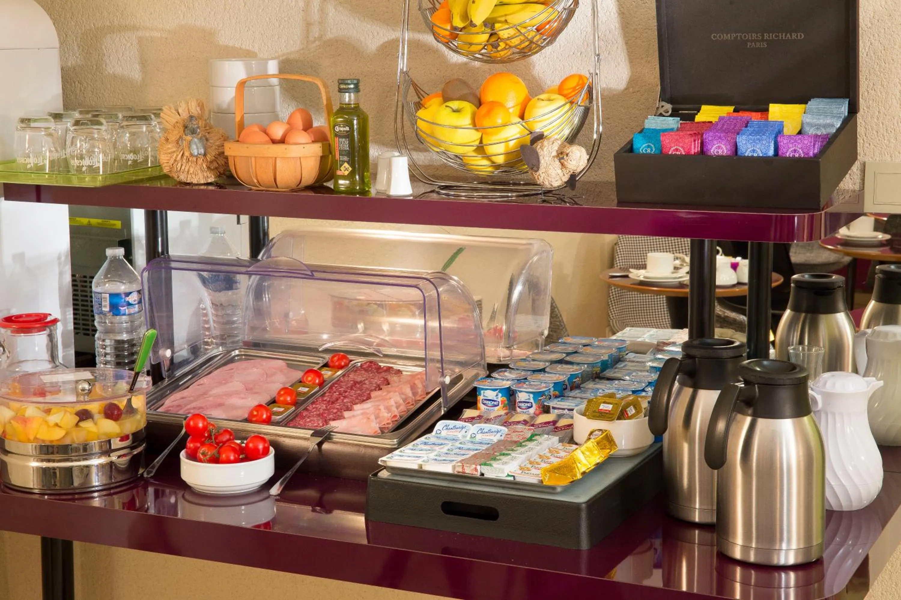 Buffet breakfast in Hotel Best Western Anjou Lafayette