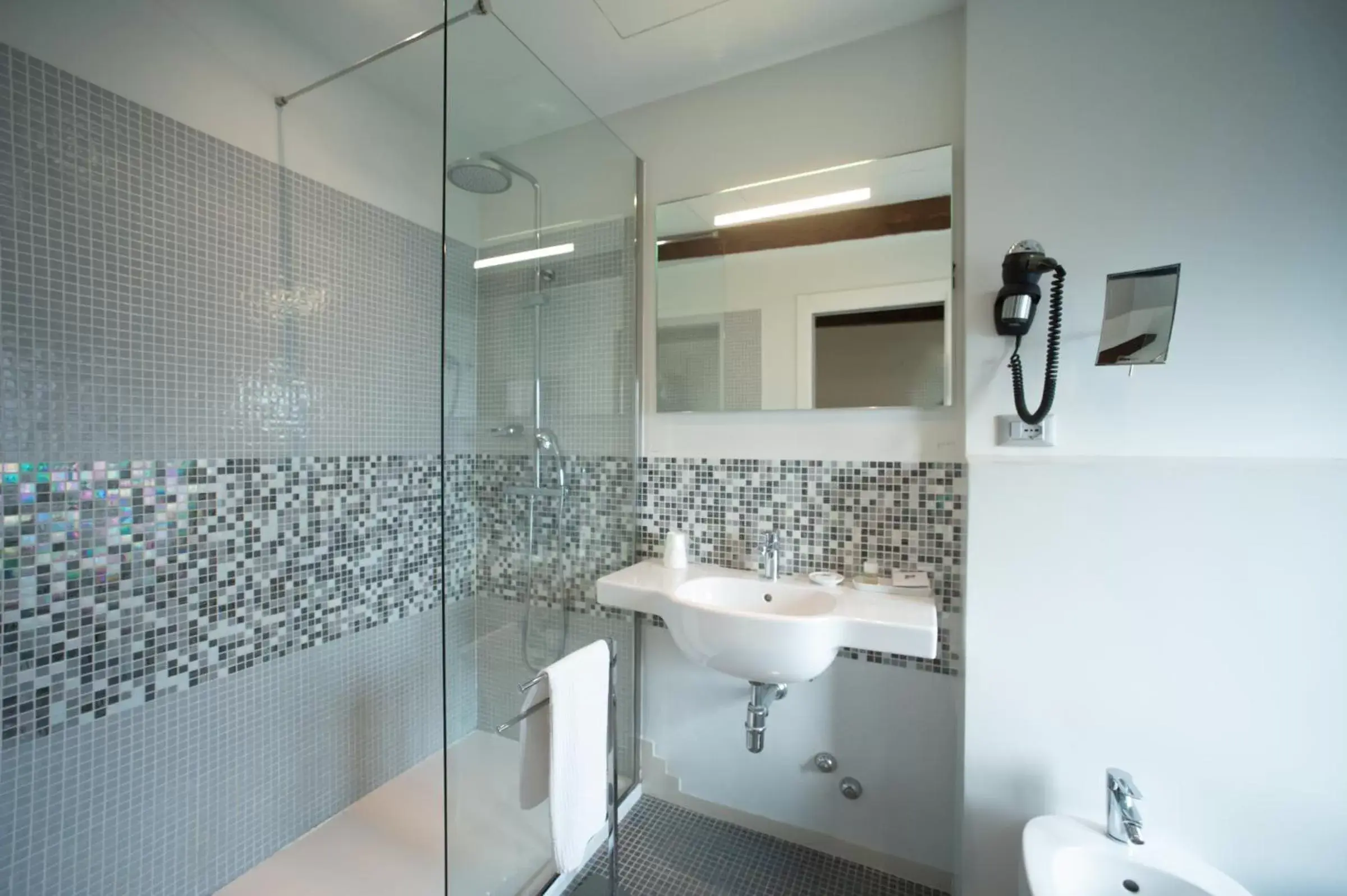 Bathroom in Hotel Annunziata