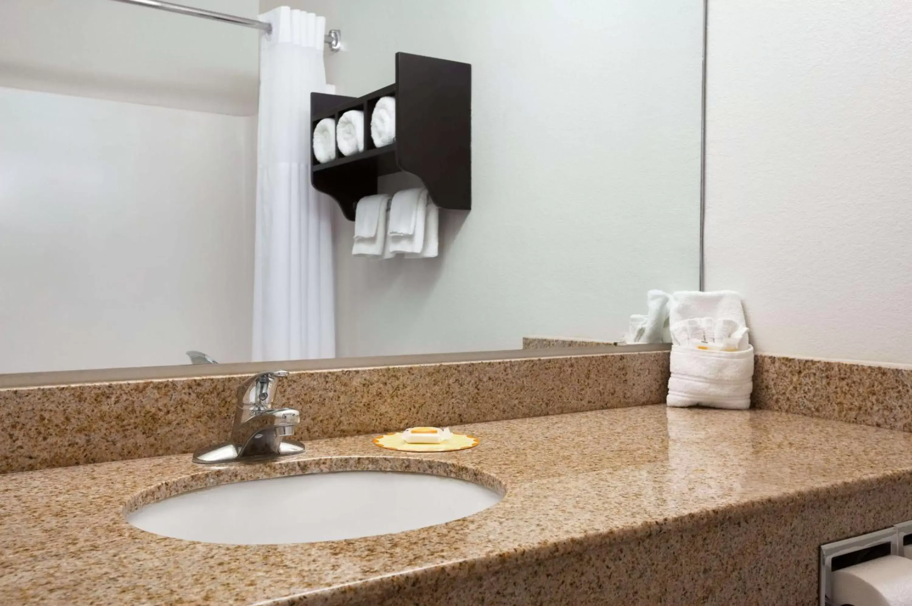 Bathroom in Days Inn & Suites by Wyndham Conroe North