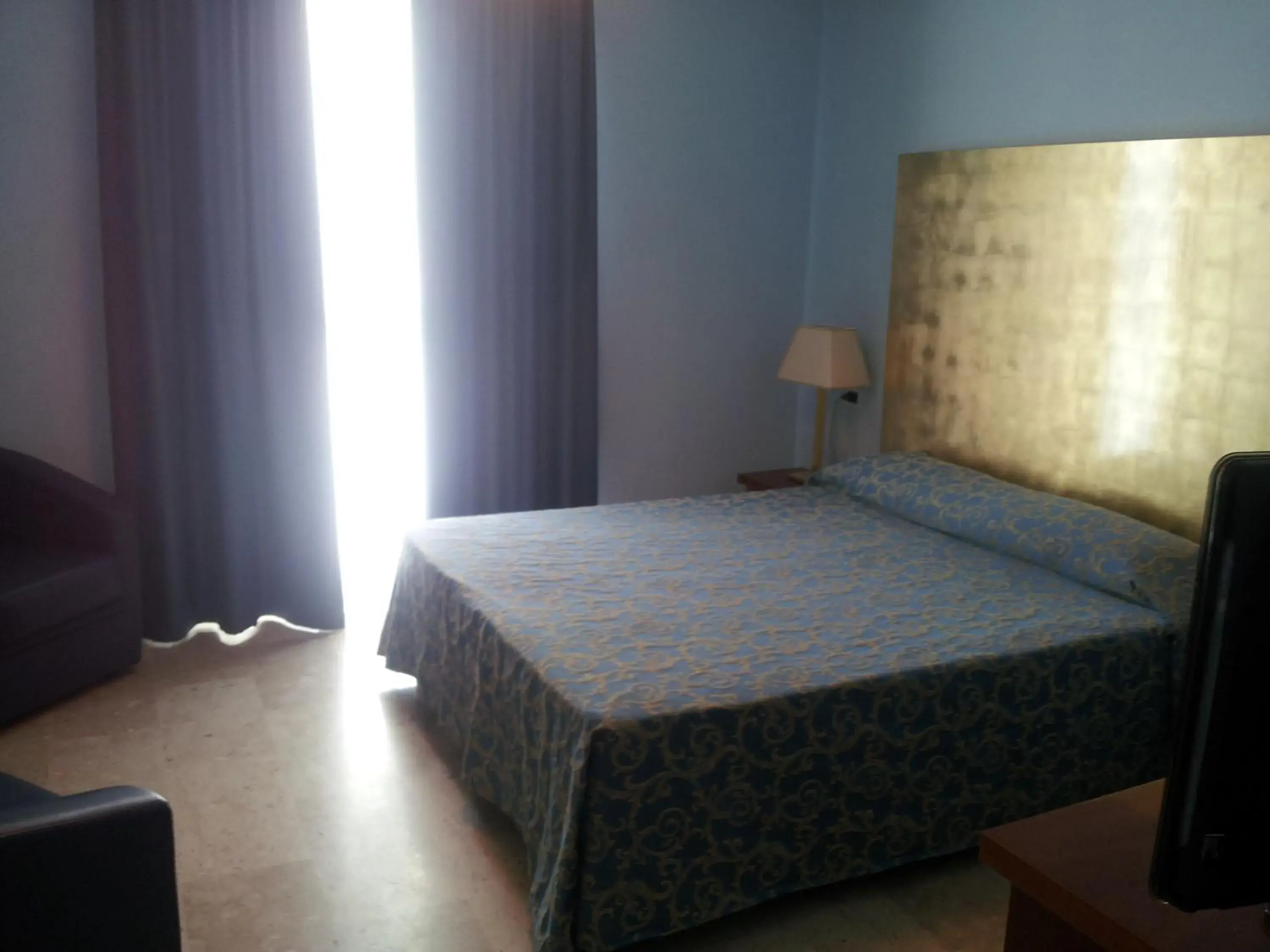 Bed in Hotel Terme Marine Leopoldo Ii