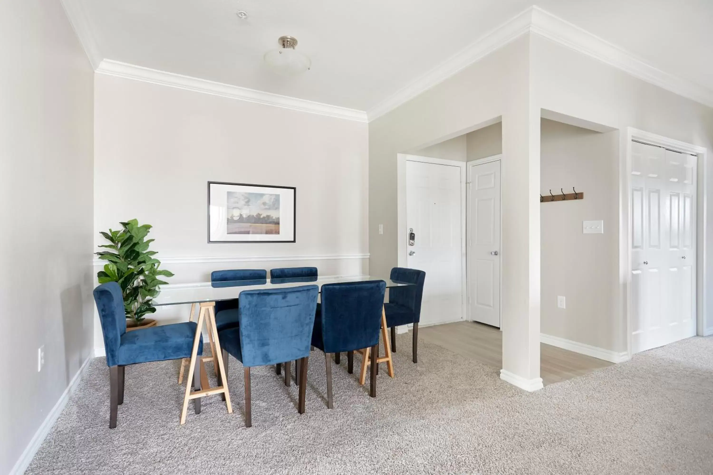 Living room, Dining Area in Sonder at Med Center