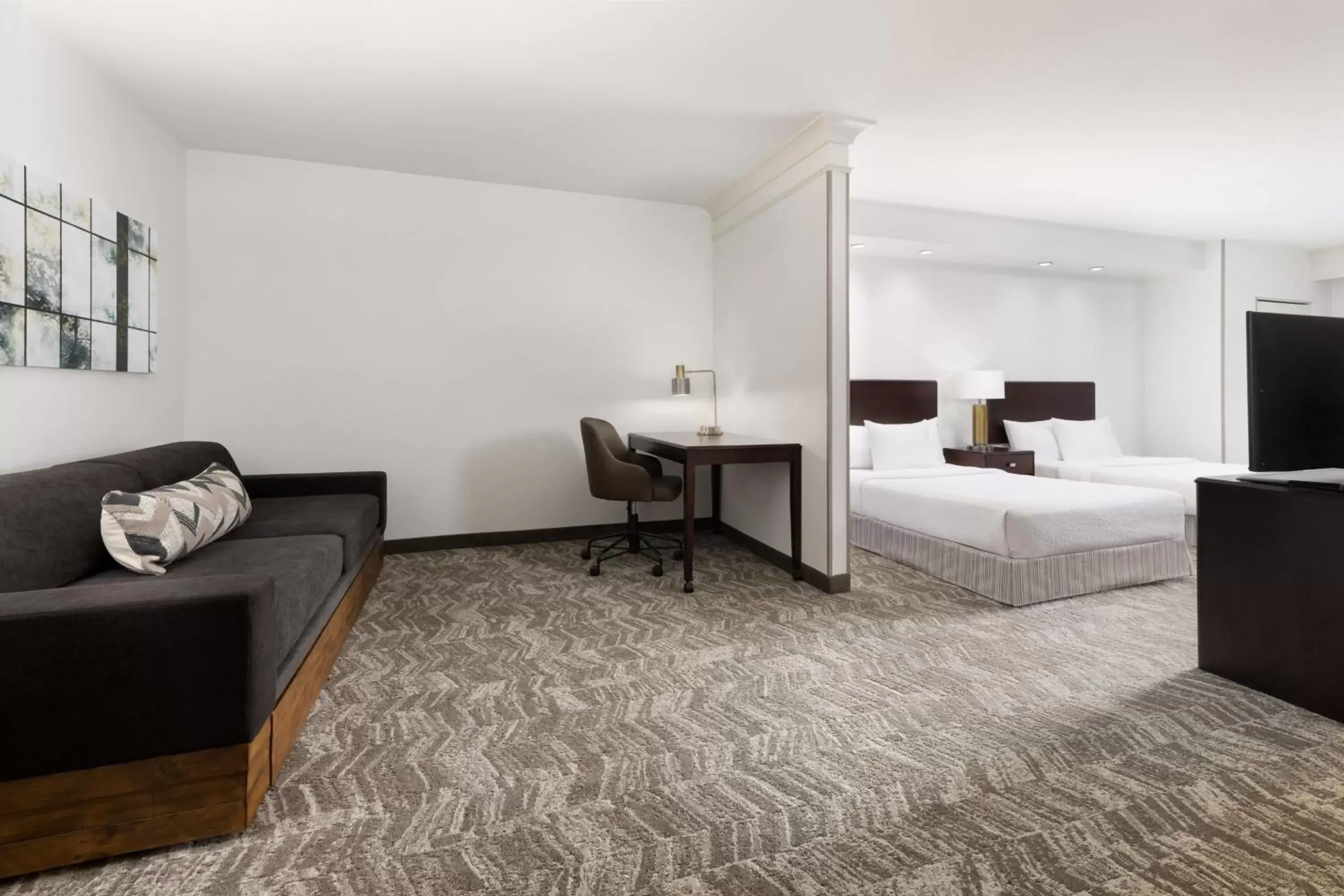Bedroom, Seating Area in SpringHill Suites Fresno