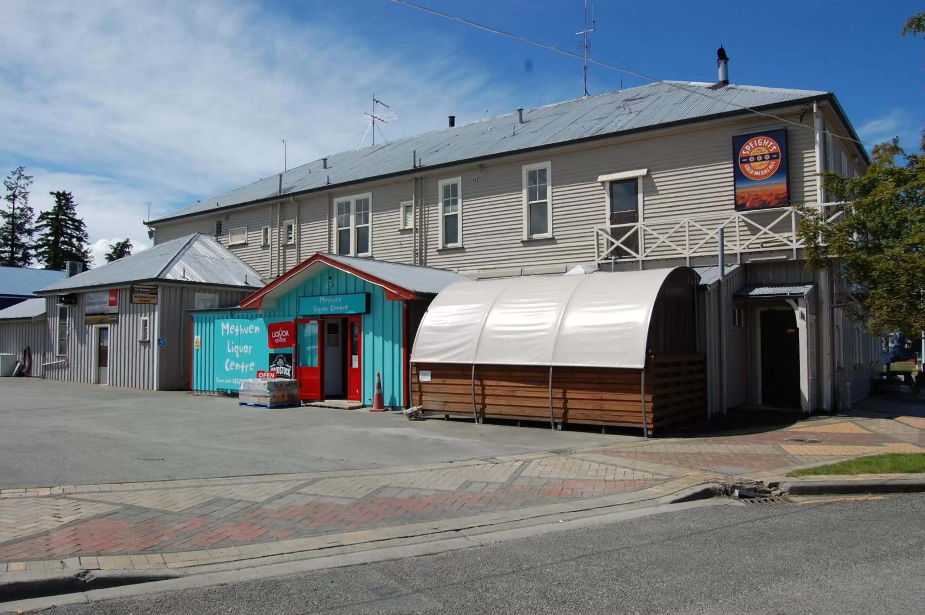 On-site shops, Property Building in The Brown Pub