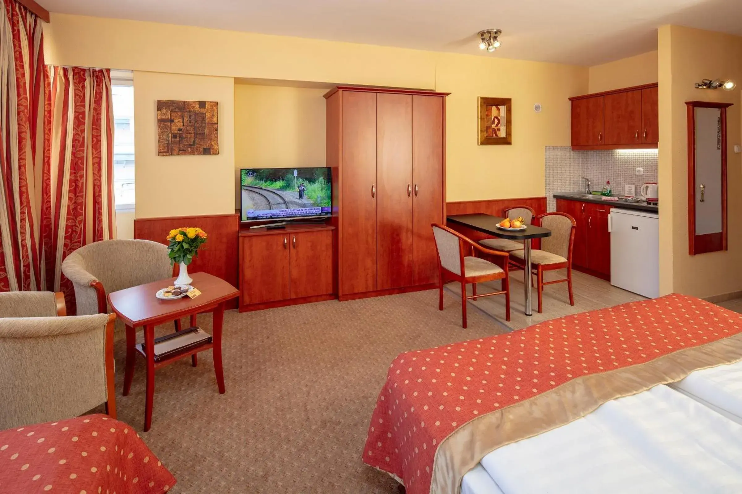 Living room, Seating Area in Hotel Charles