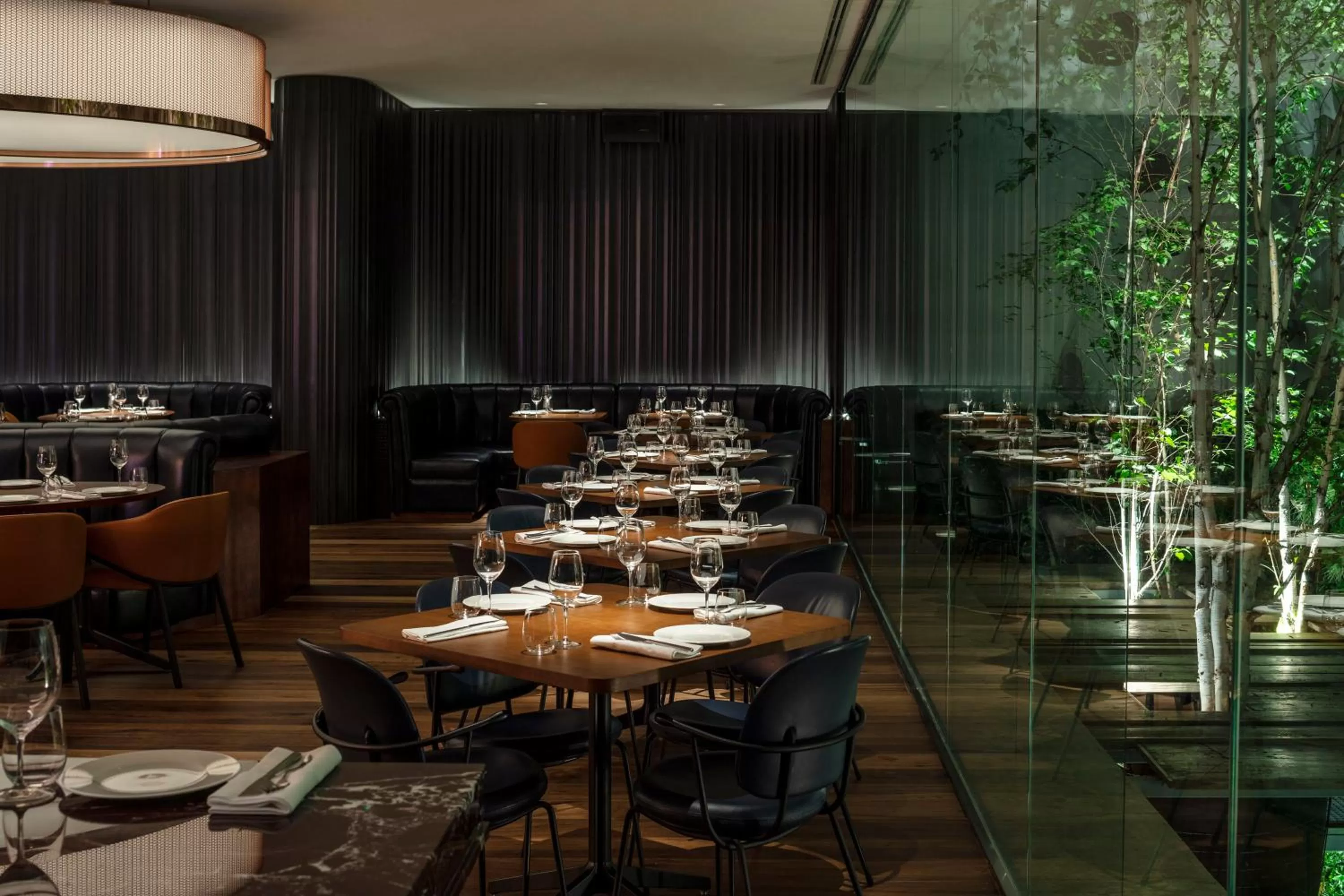 Restaurant/places to eat in Sir Victor Hotel, part of Sircle Collection