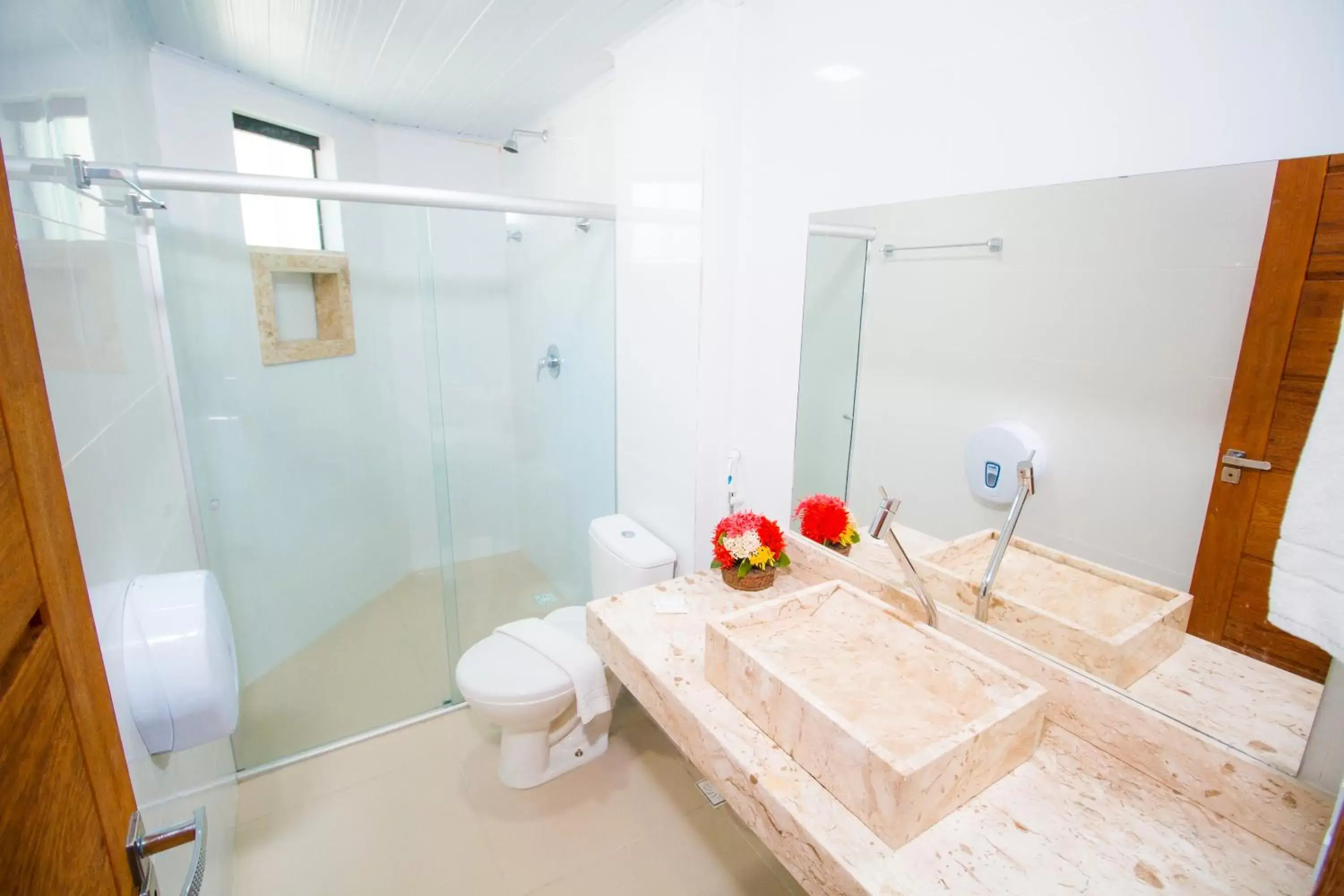 Bathroom in Portal Beach - Rede Soberano