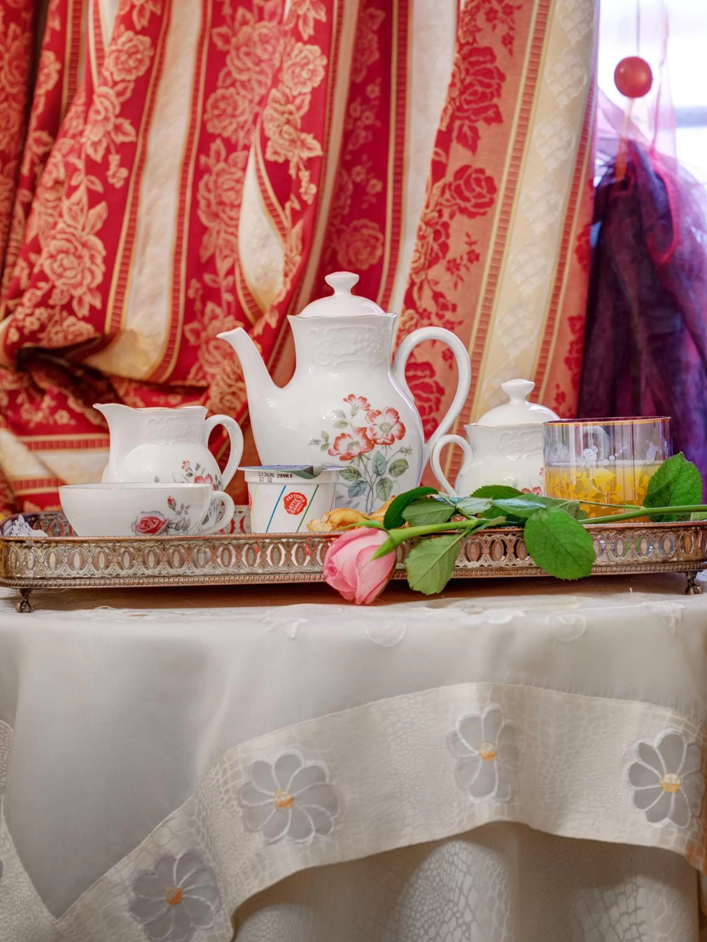 Day in Hotel Residenza In Farnese