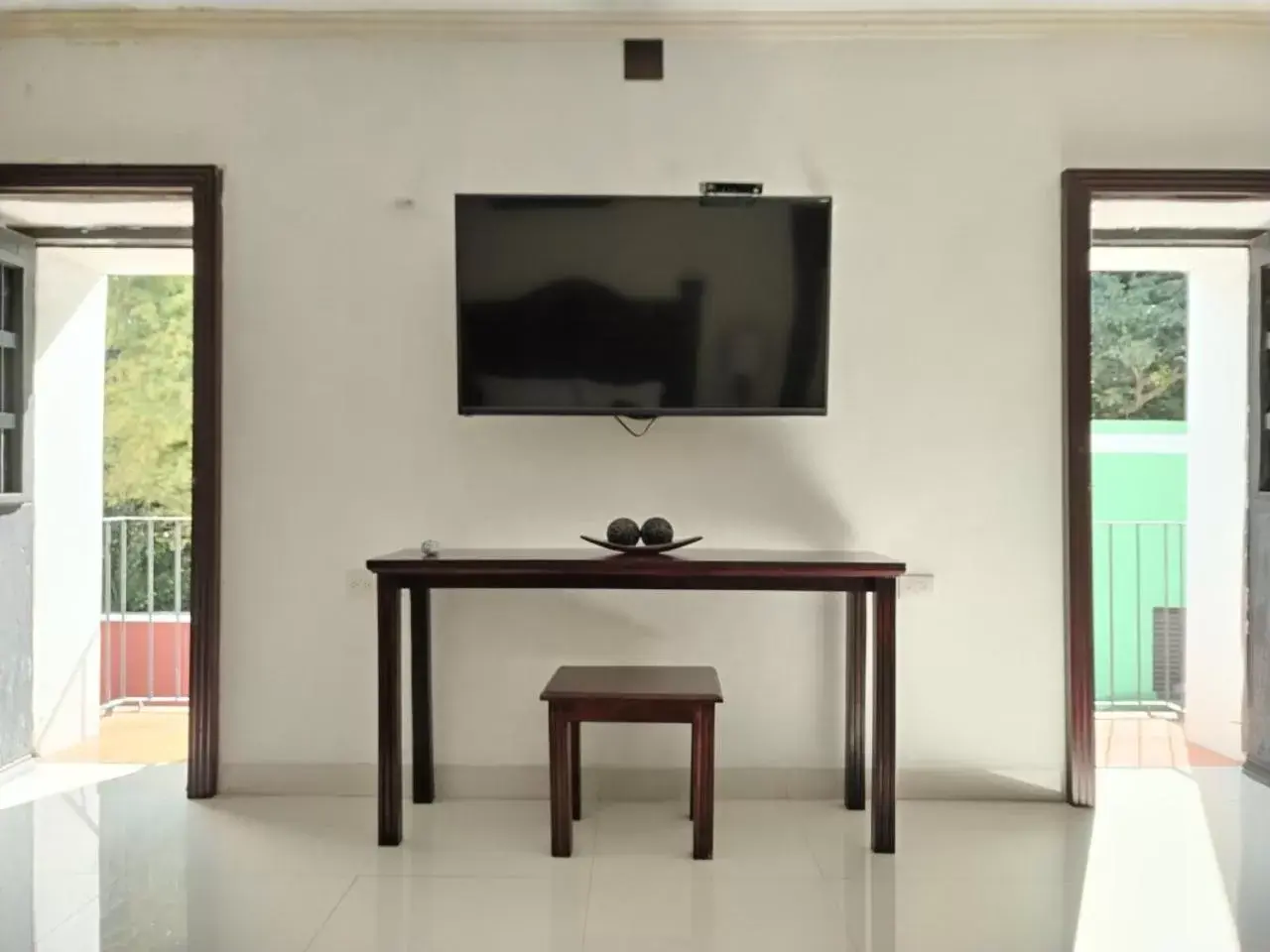 Bedroom, TV/Entertainment Center in Casa San Roque Valladolid