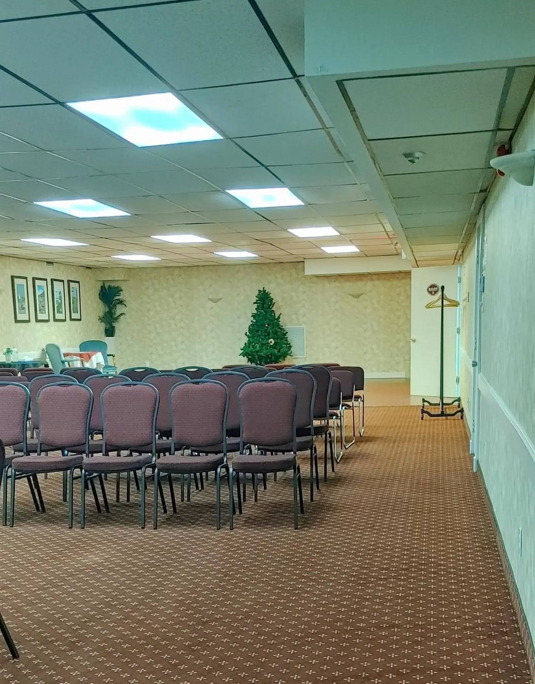 Meeting/conference room in Travelodge by Wyndham Amherst