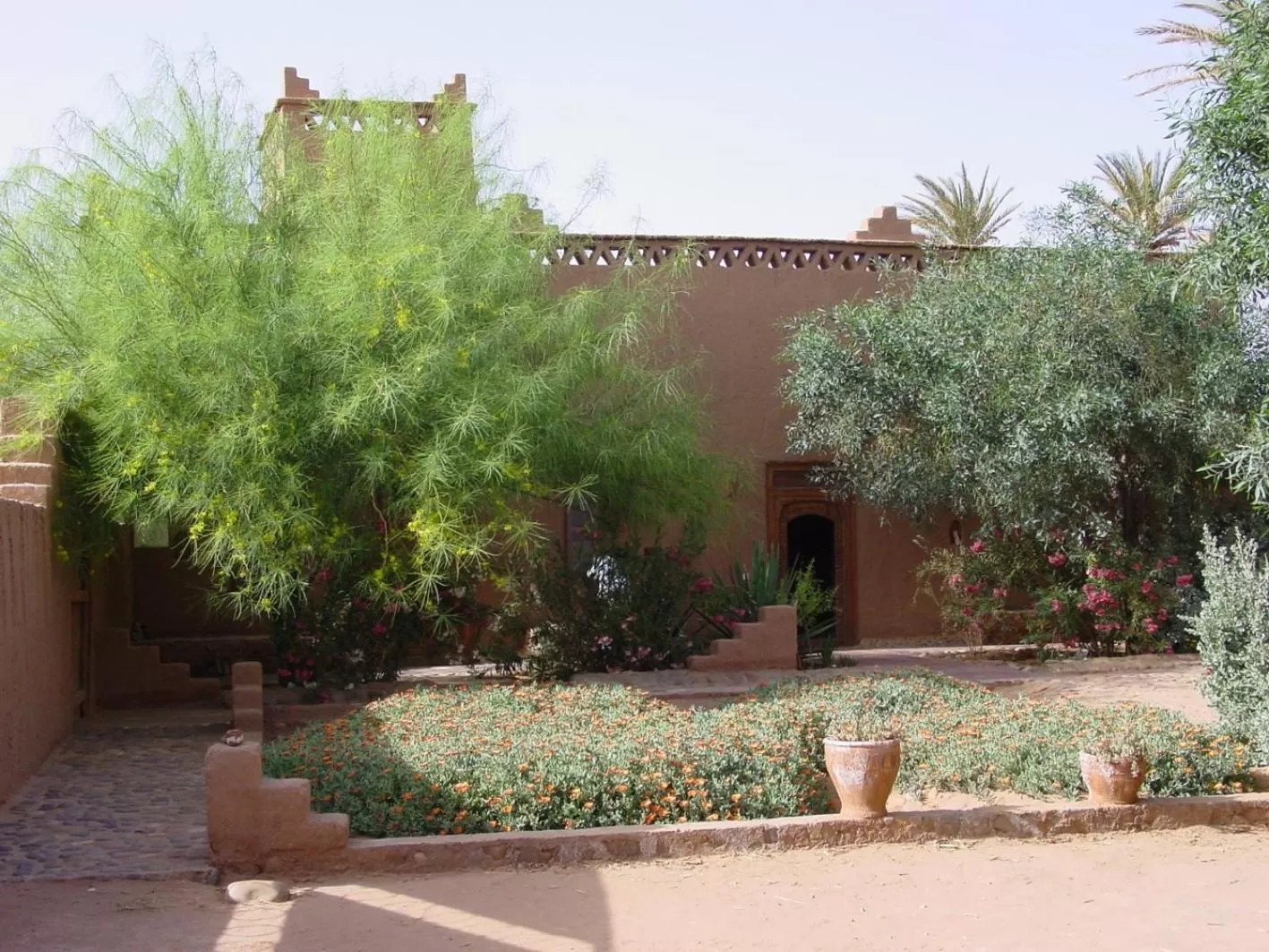 Facade/entrance in Dar Paru