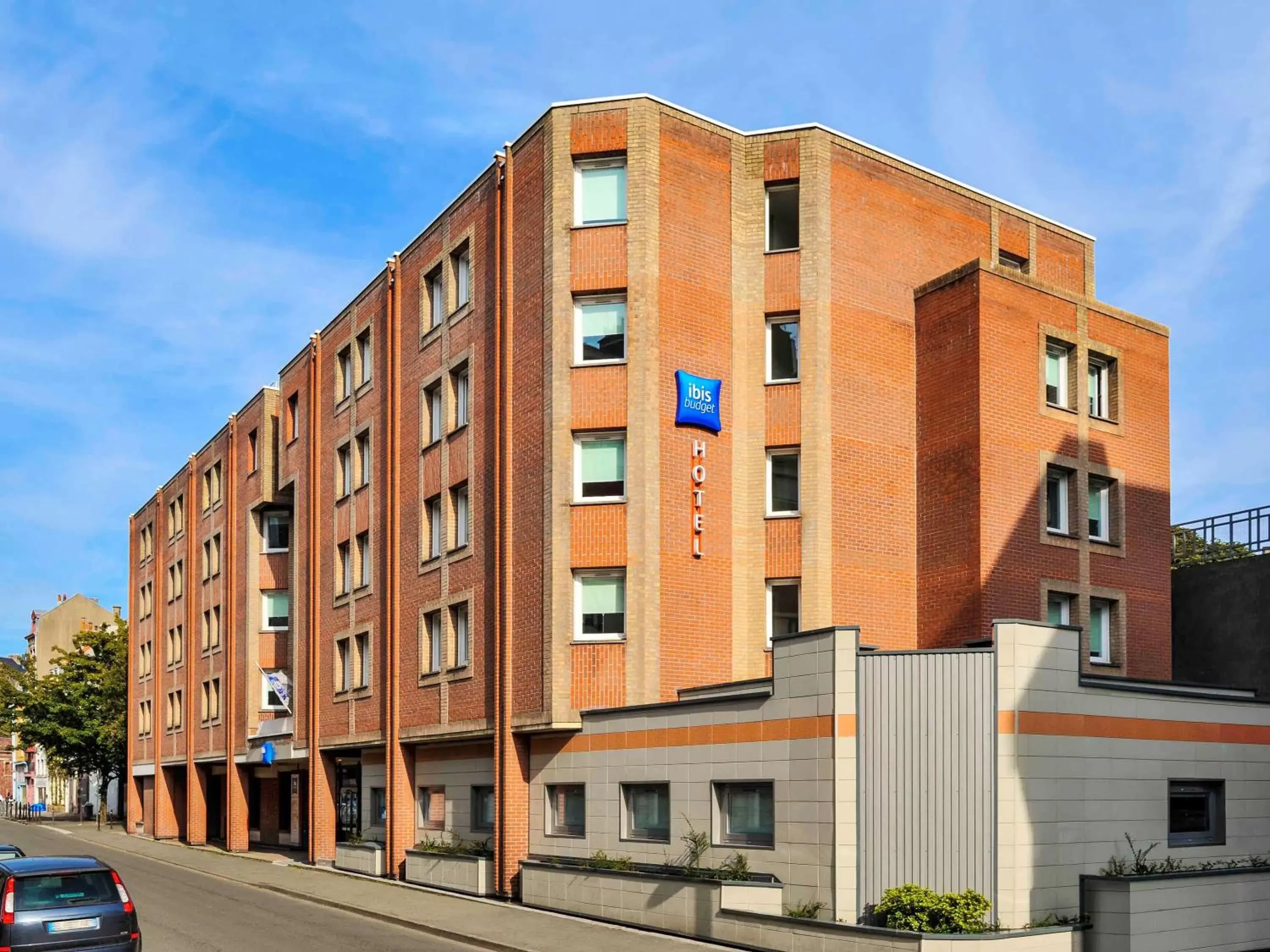 Property building in Ibis Budget Lille Gares Vieux-Lille