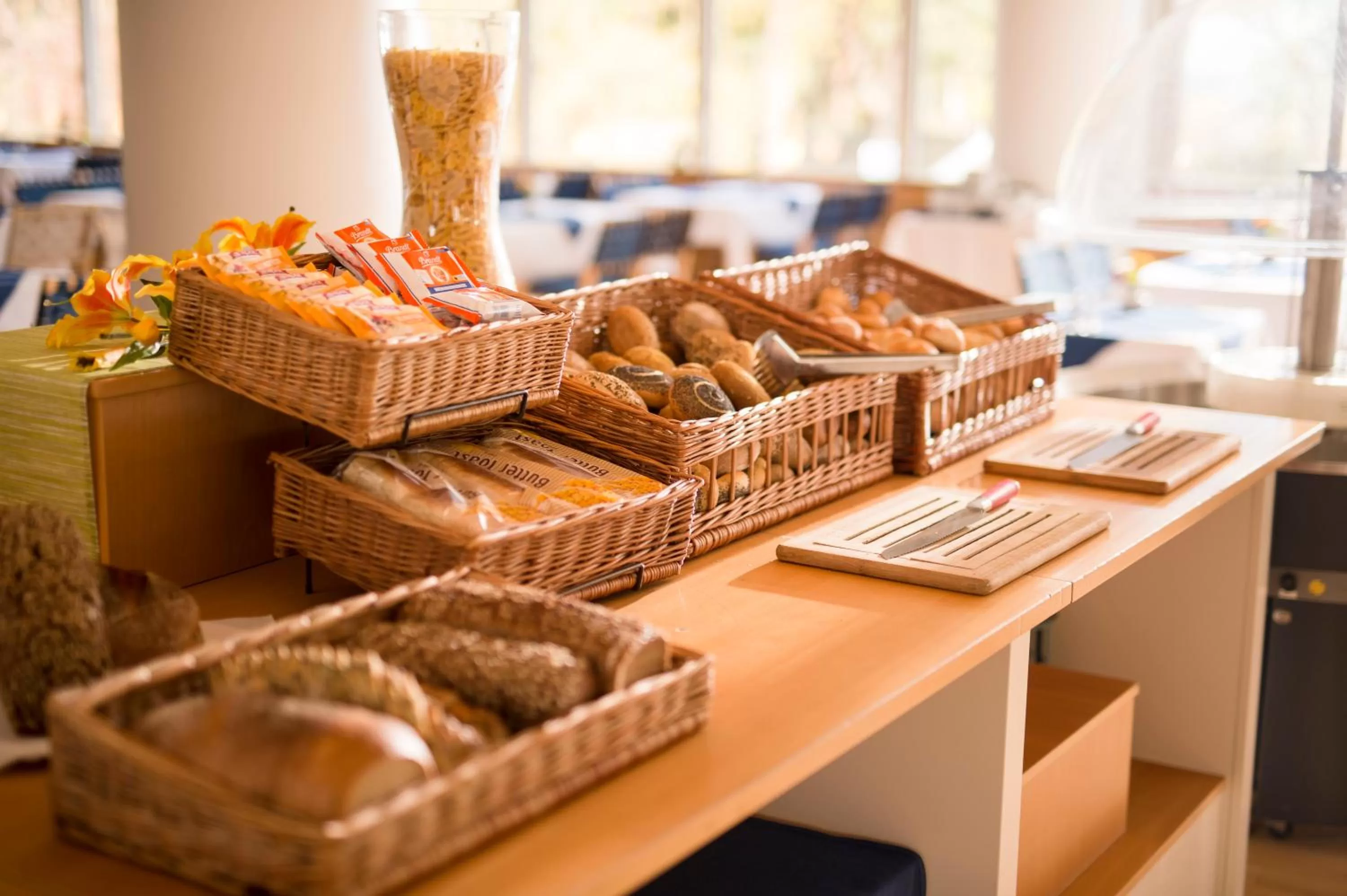 Buffet breakfast in Baltic Zinnowitz - Hotel mit Meerwasserpool und Thermalbad