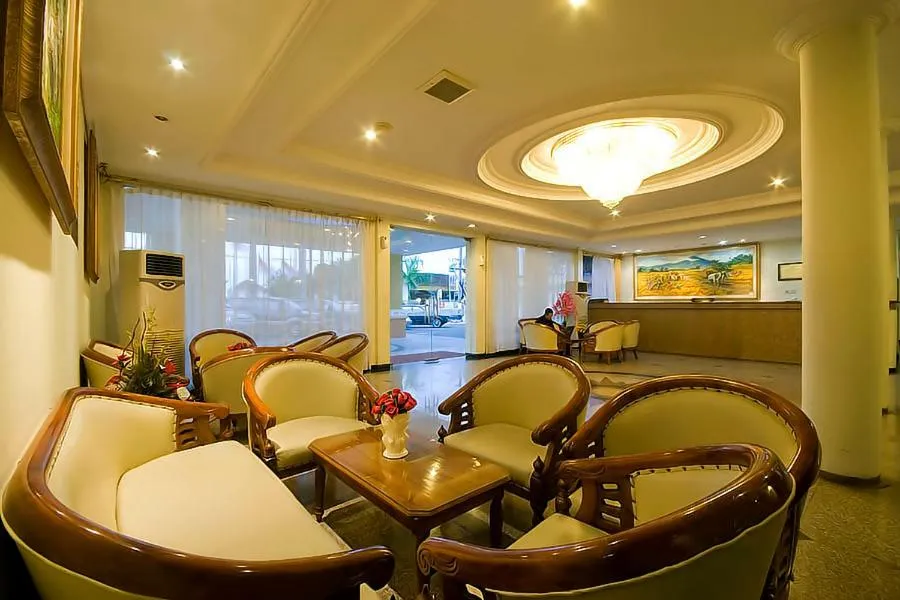 Lobby or reception in Hotel Sinar 2