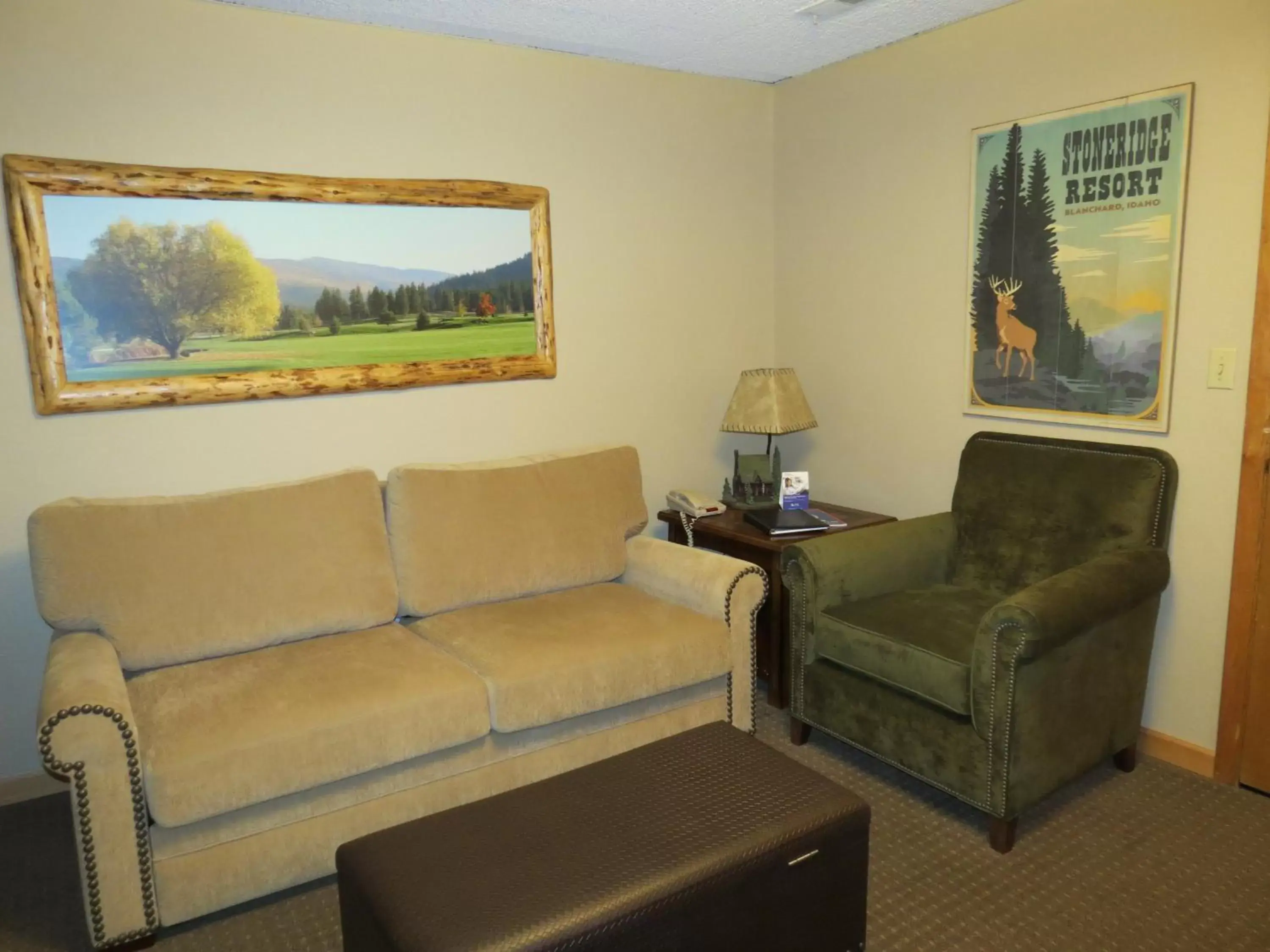 Living room, Seating Area in Stoneridge Resort