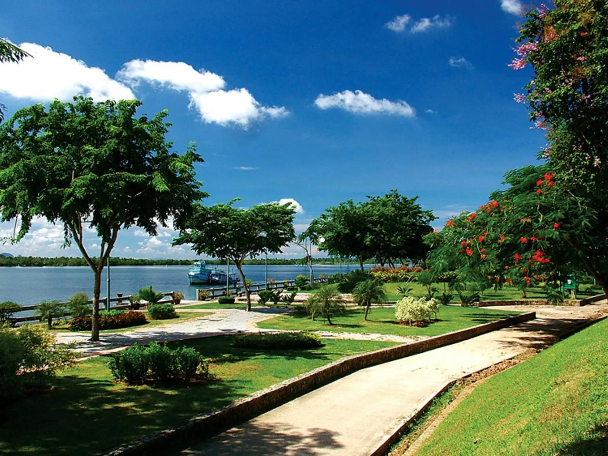 Garden in Krabi River Hotel