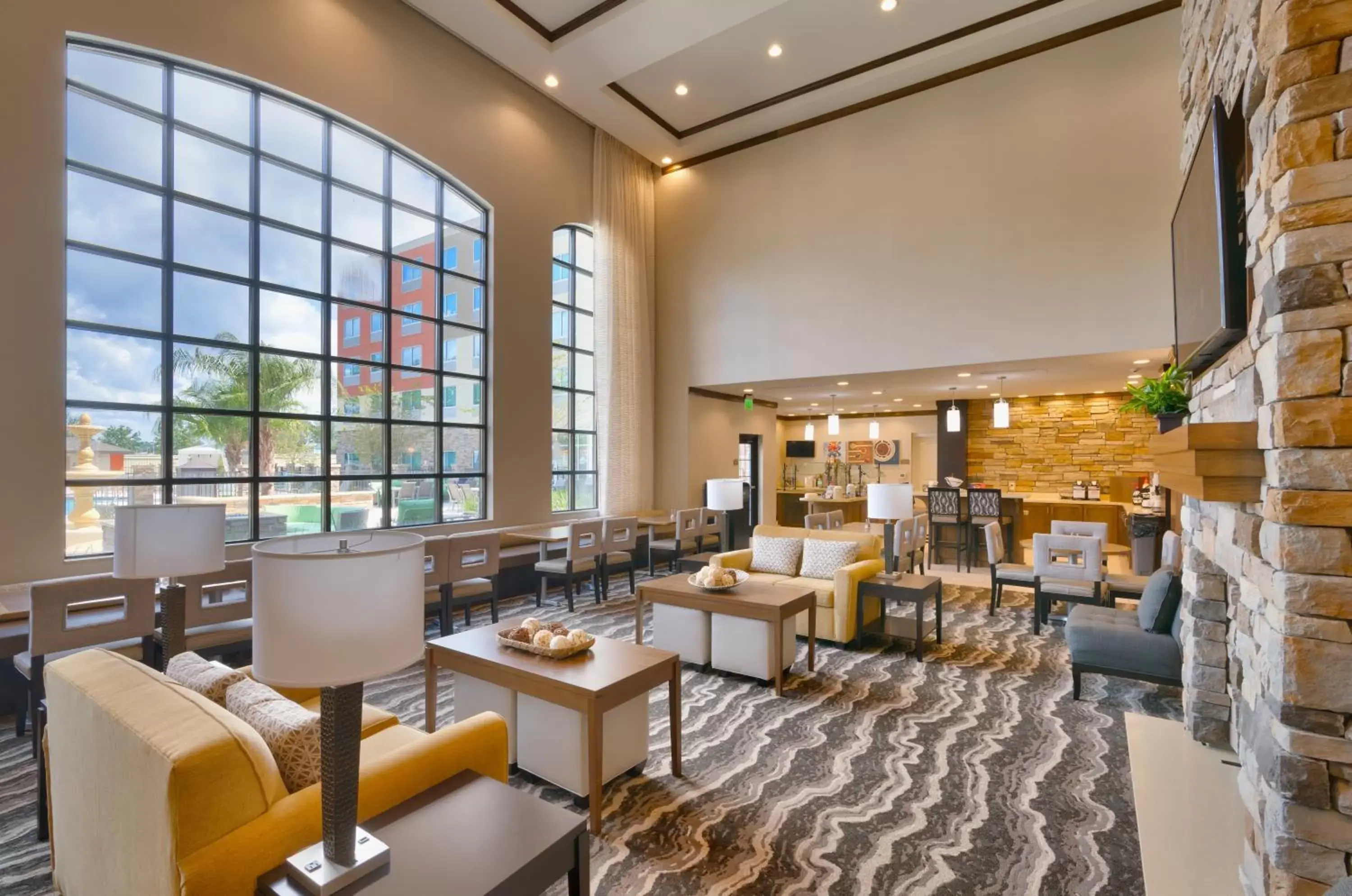 Property building, Restaurant/Places to Eat in Staybridge Suites - Gainesville I-75, an IHG Hotel