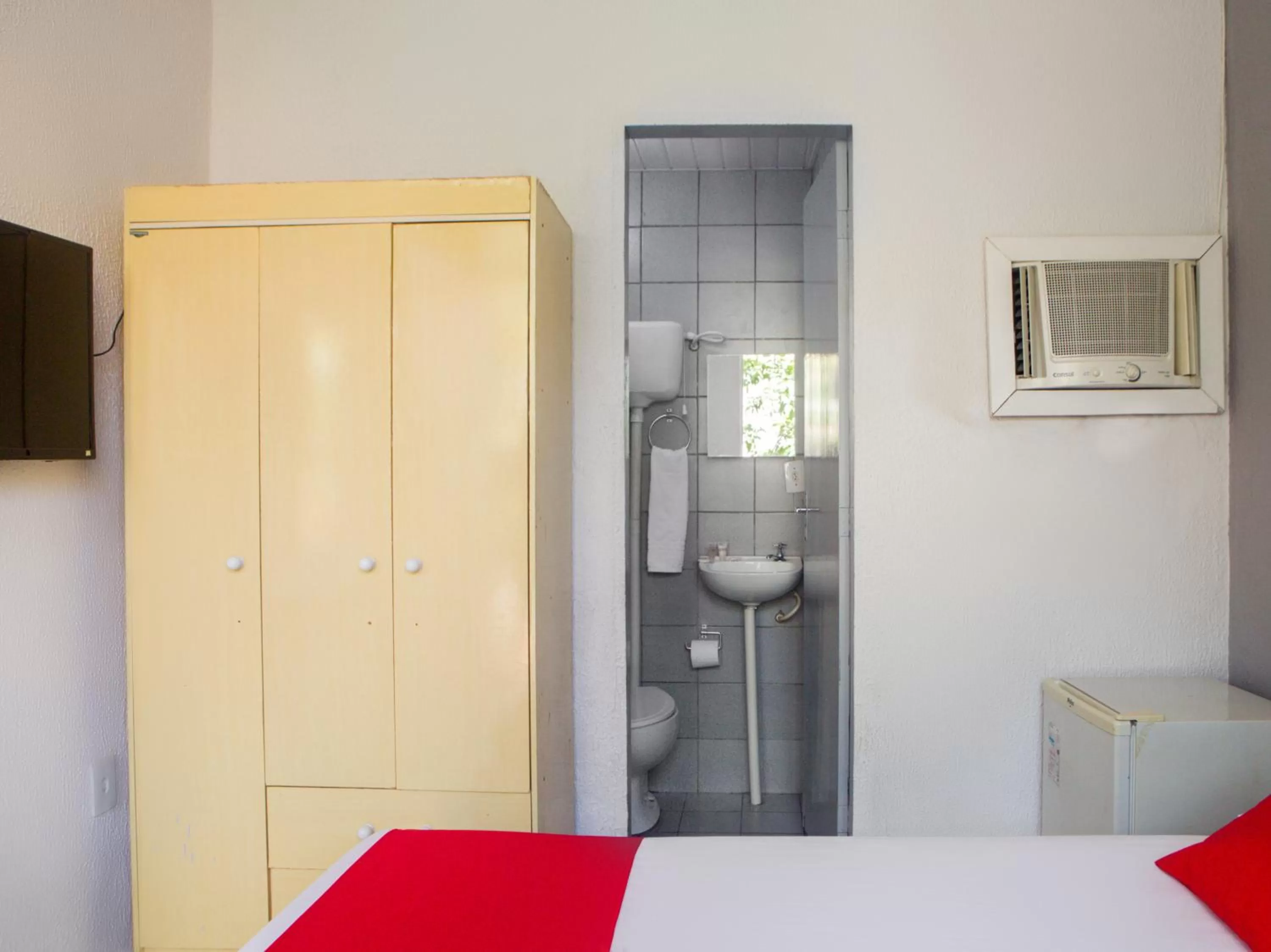 Bedroom, Bed in Pousada Atlantico Centro - Fortaleza