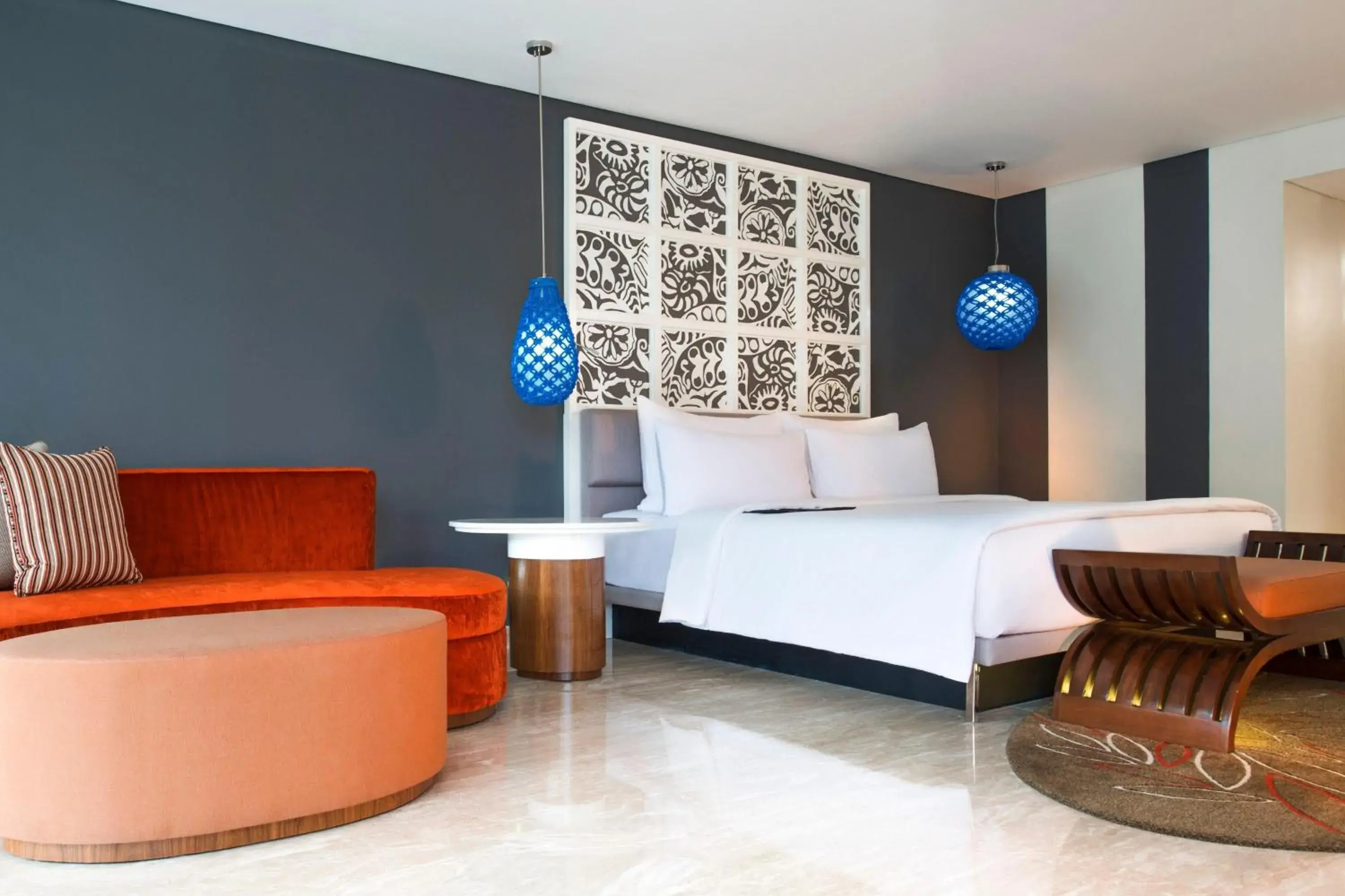 Photo of the whole room, Bed in Le Meridien Bali Jimbaran