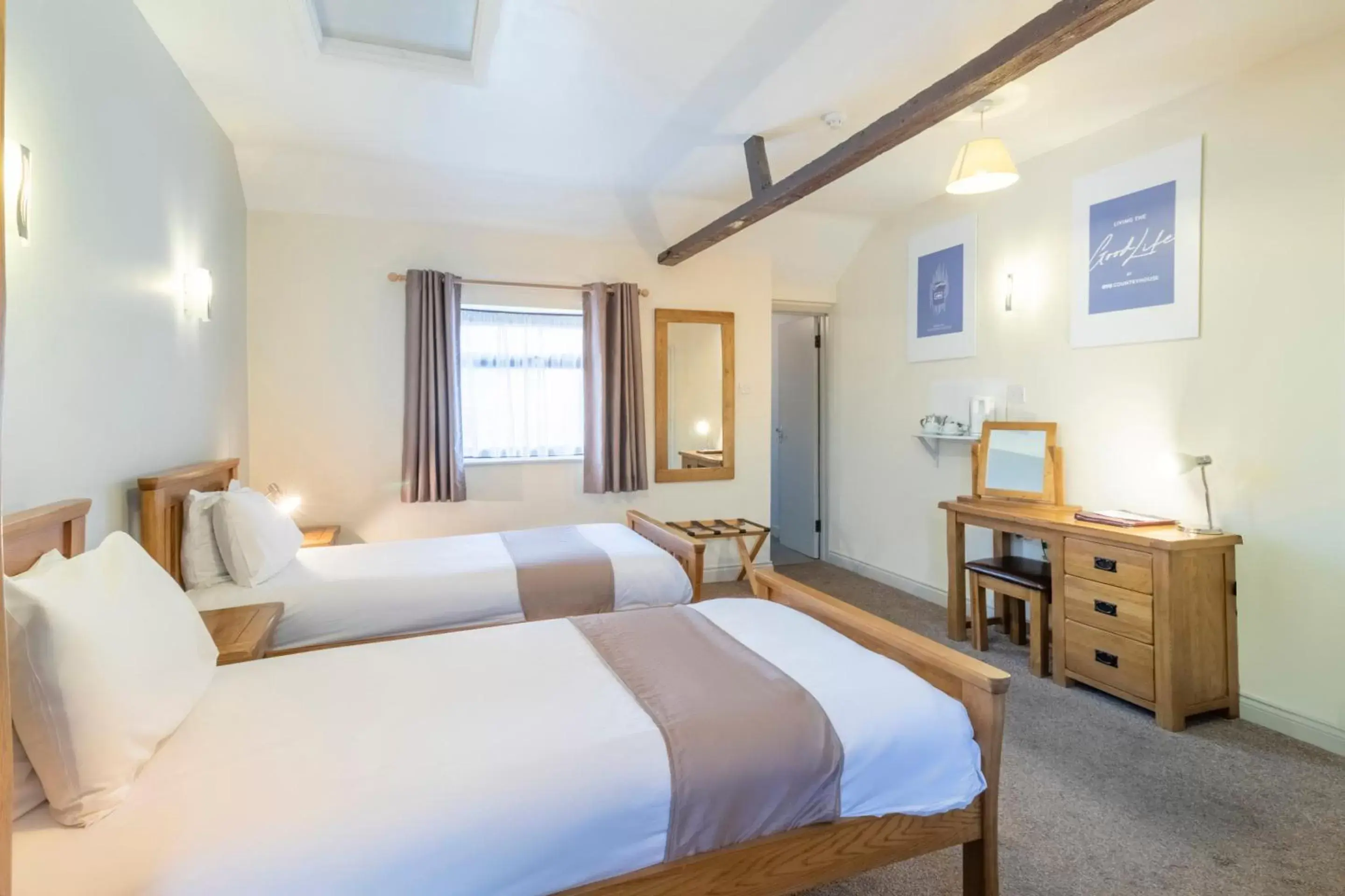 Bedroom, Bed in OYO Elm Farm Country House, Norwich Airport