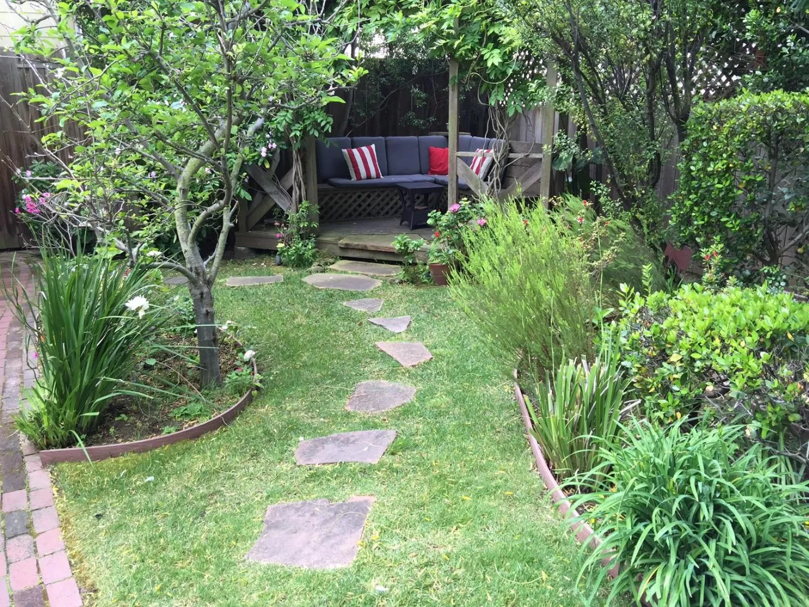 Area and facilities in Parker Guest House