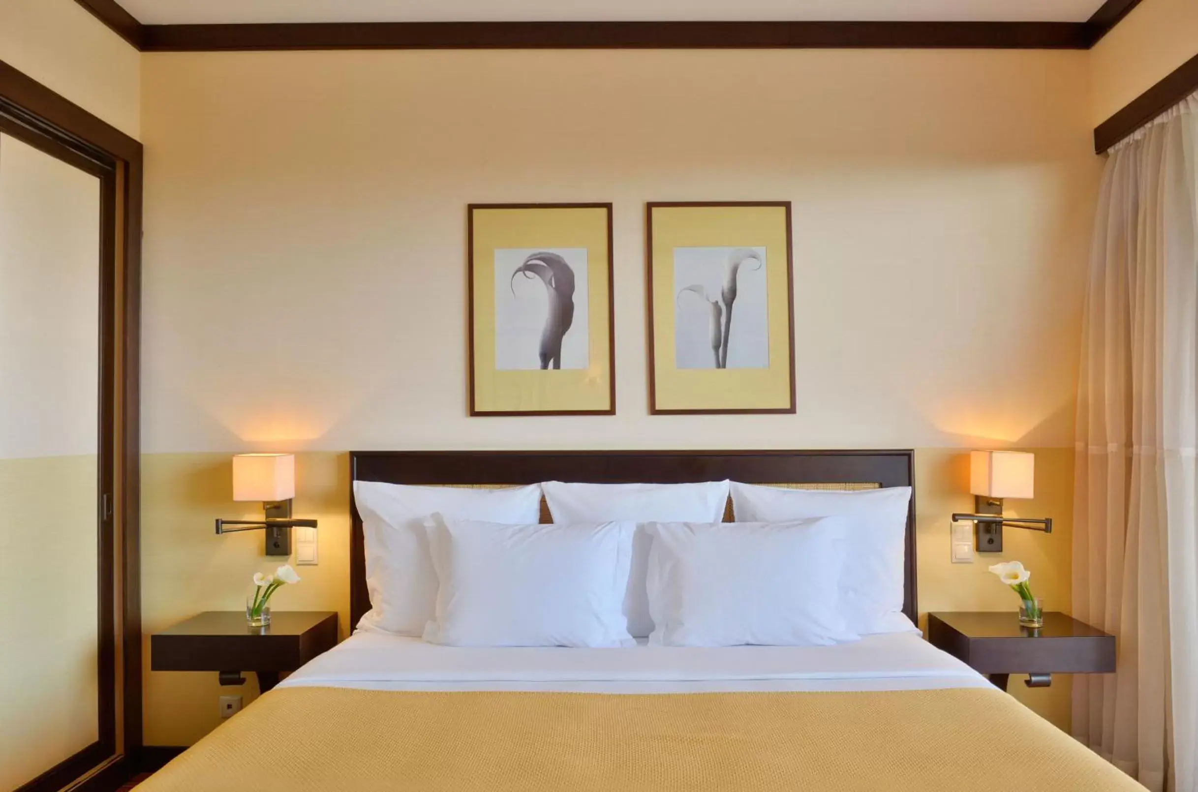 Bedroom, Bed in Pestana Vila Sol Golf & Resort Hotel