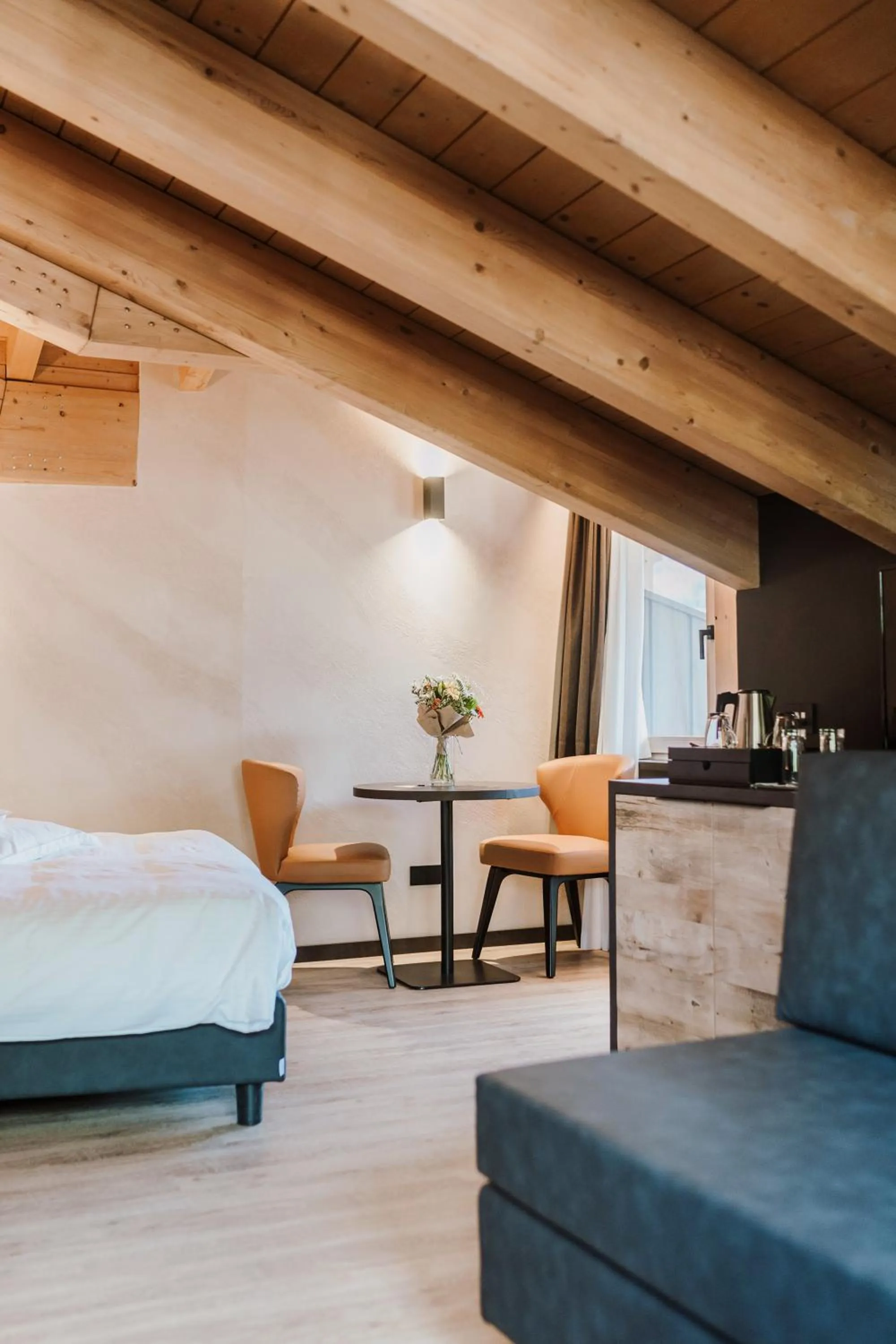 Seating area, Bed in Hotel Concordia