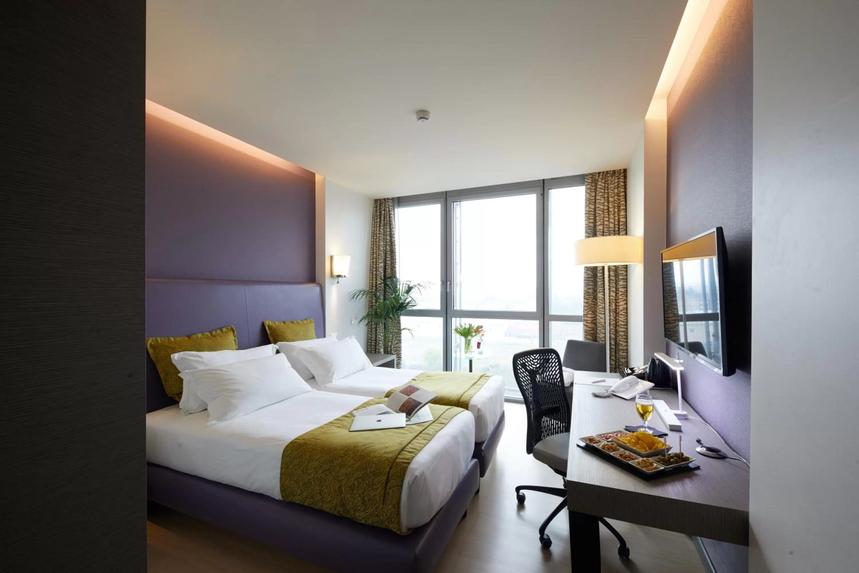 Bedroom, Bed in Crowne Plaza Verona Fiera by IHG