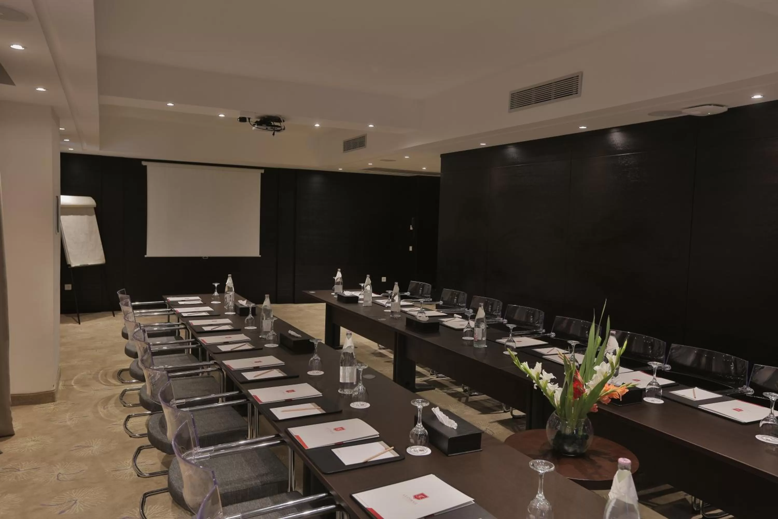 Meeting/conference room in Le Corail Suites Hotel