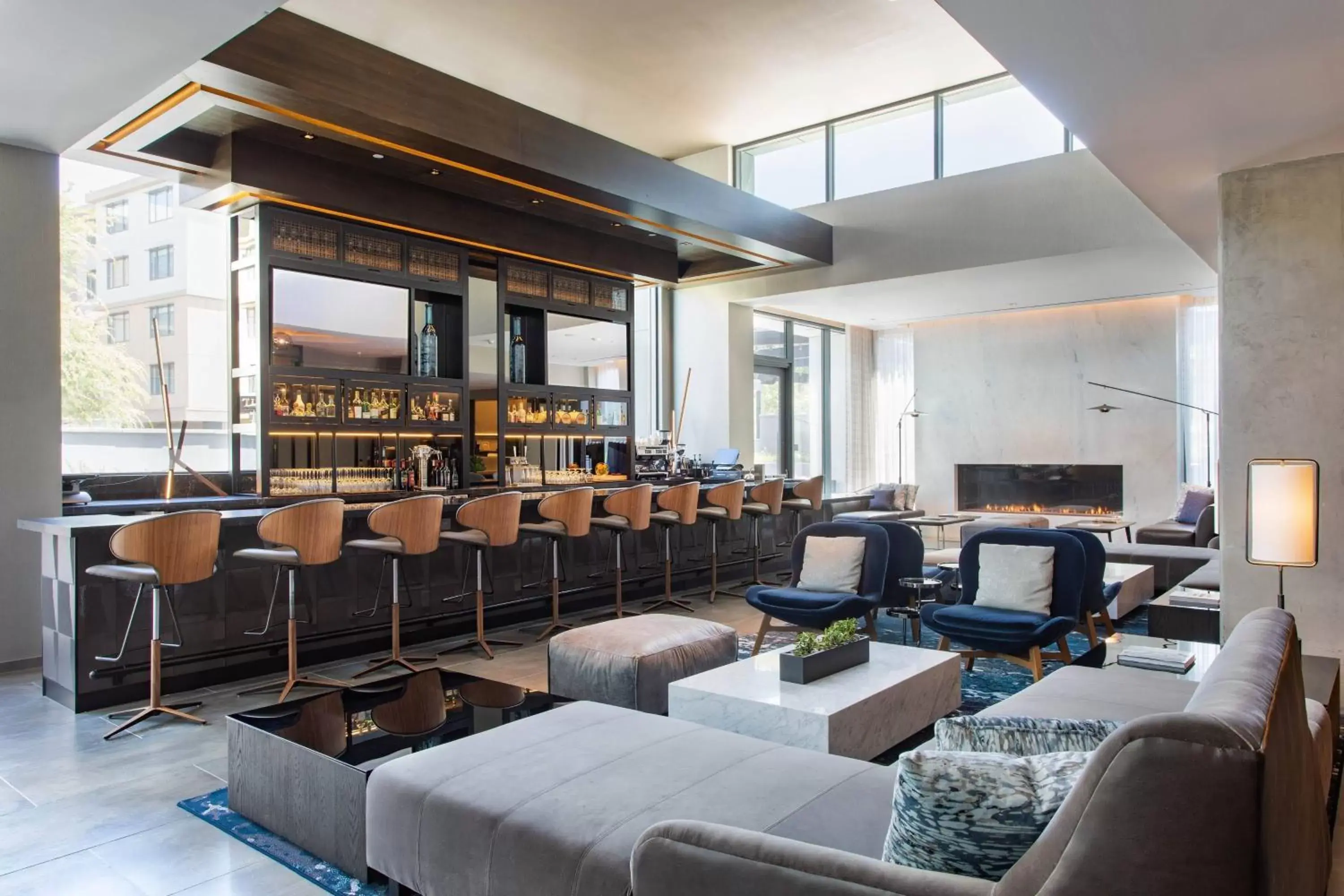 Lounge or bar in AC Hotel by Marriott Palo Alto
