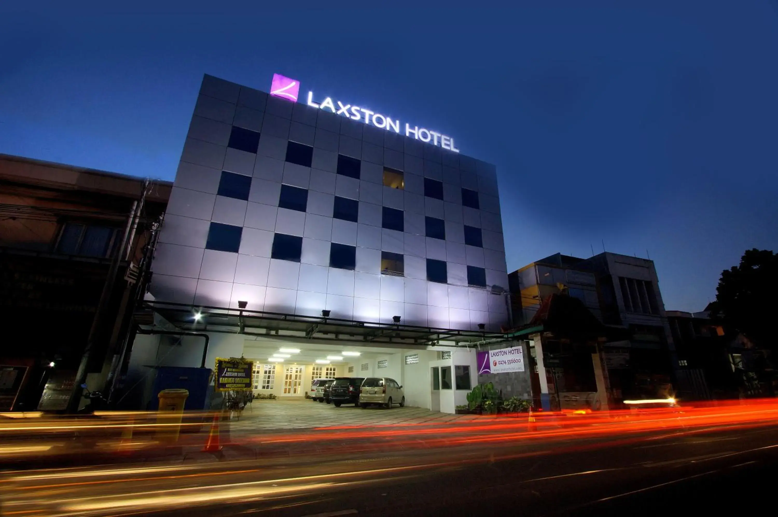 Facade/entrance, Property Building in Laxston Hotel