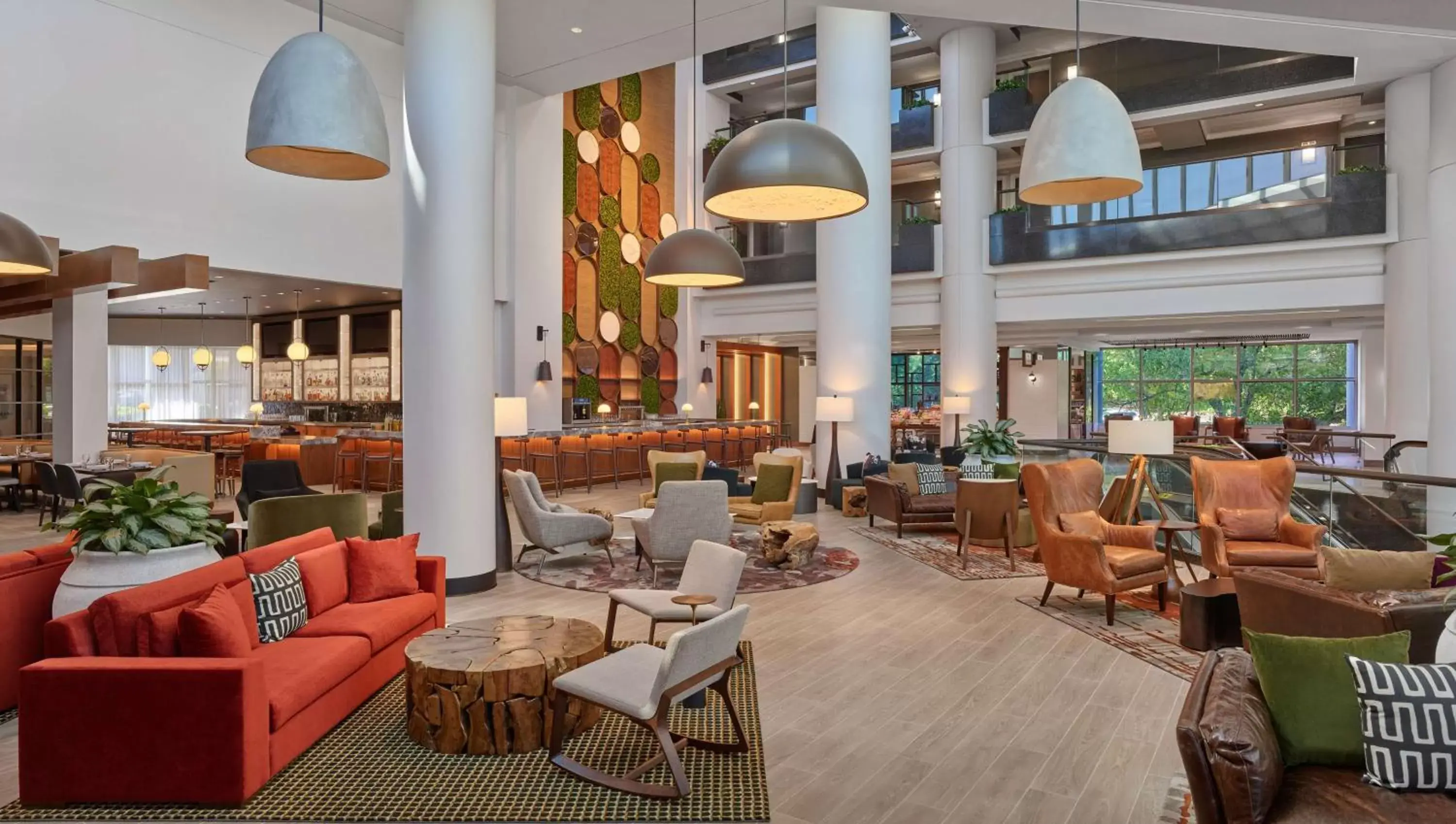 Lobby or reception, Restaurant/Places to Eat in Hilton Atlanta Airport