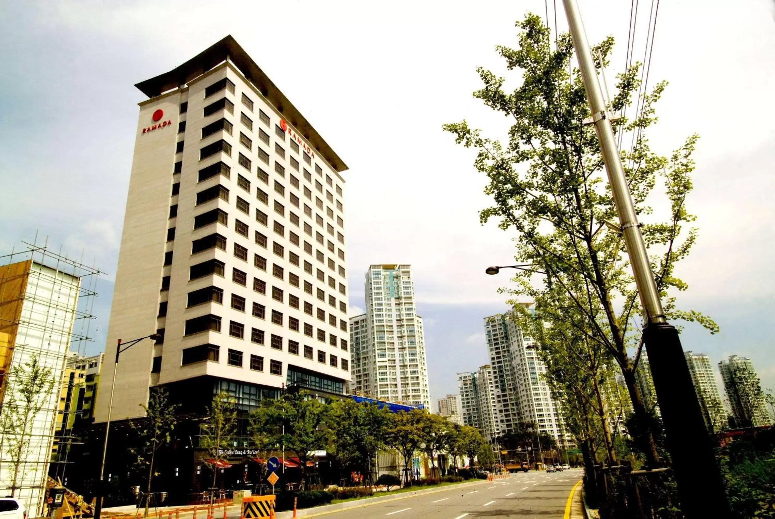 Property Building in Ramada Hotel Dongtan